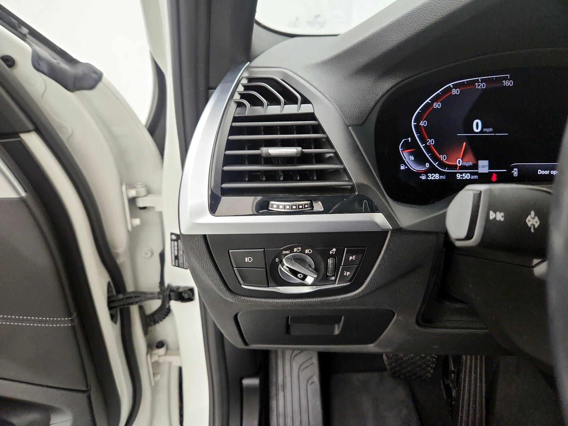 Thumbnail: 2021 BMW X3 - 13