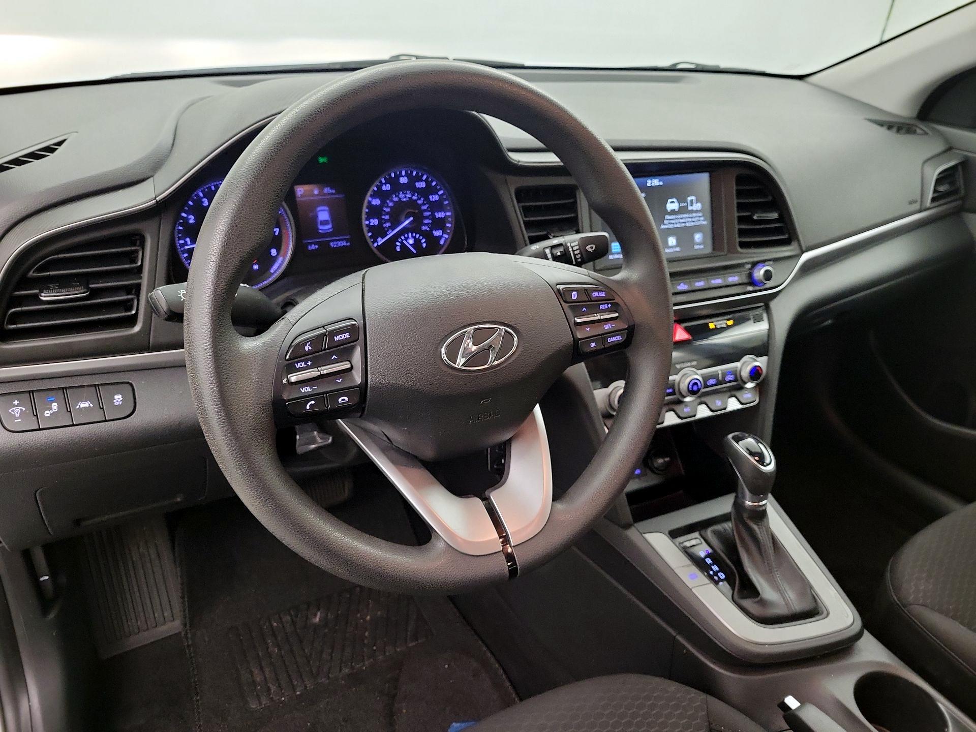 Thumbnail: 2020 Hyundai Elantra - 9