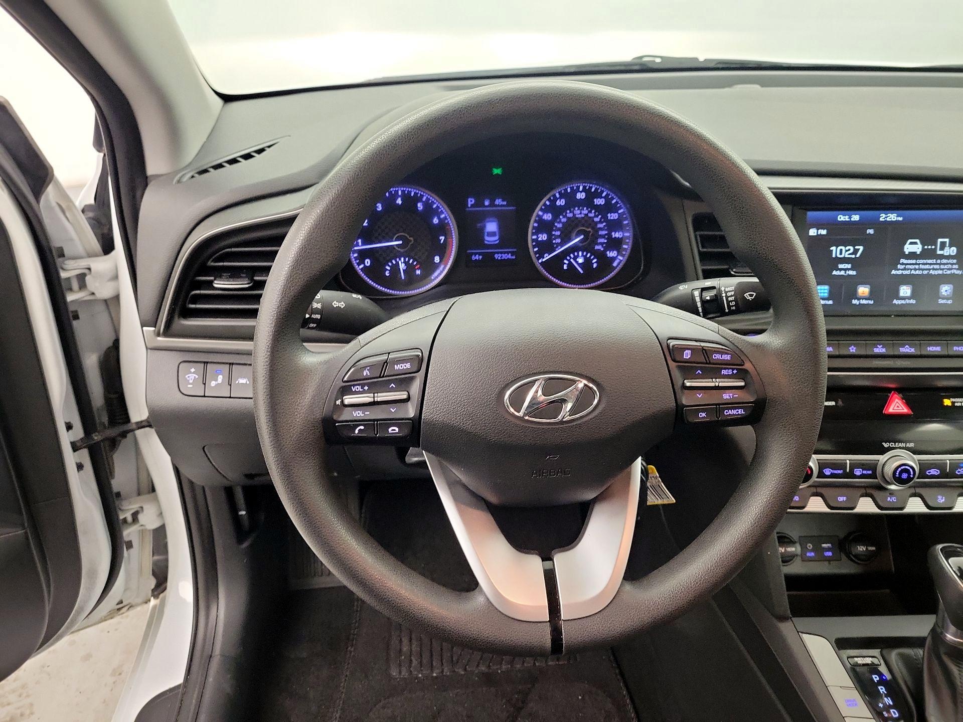 Thumbnail: 2020 Hyundai Elantra - 10