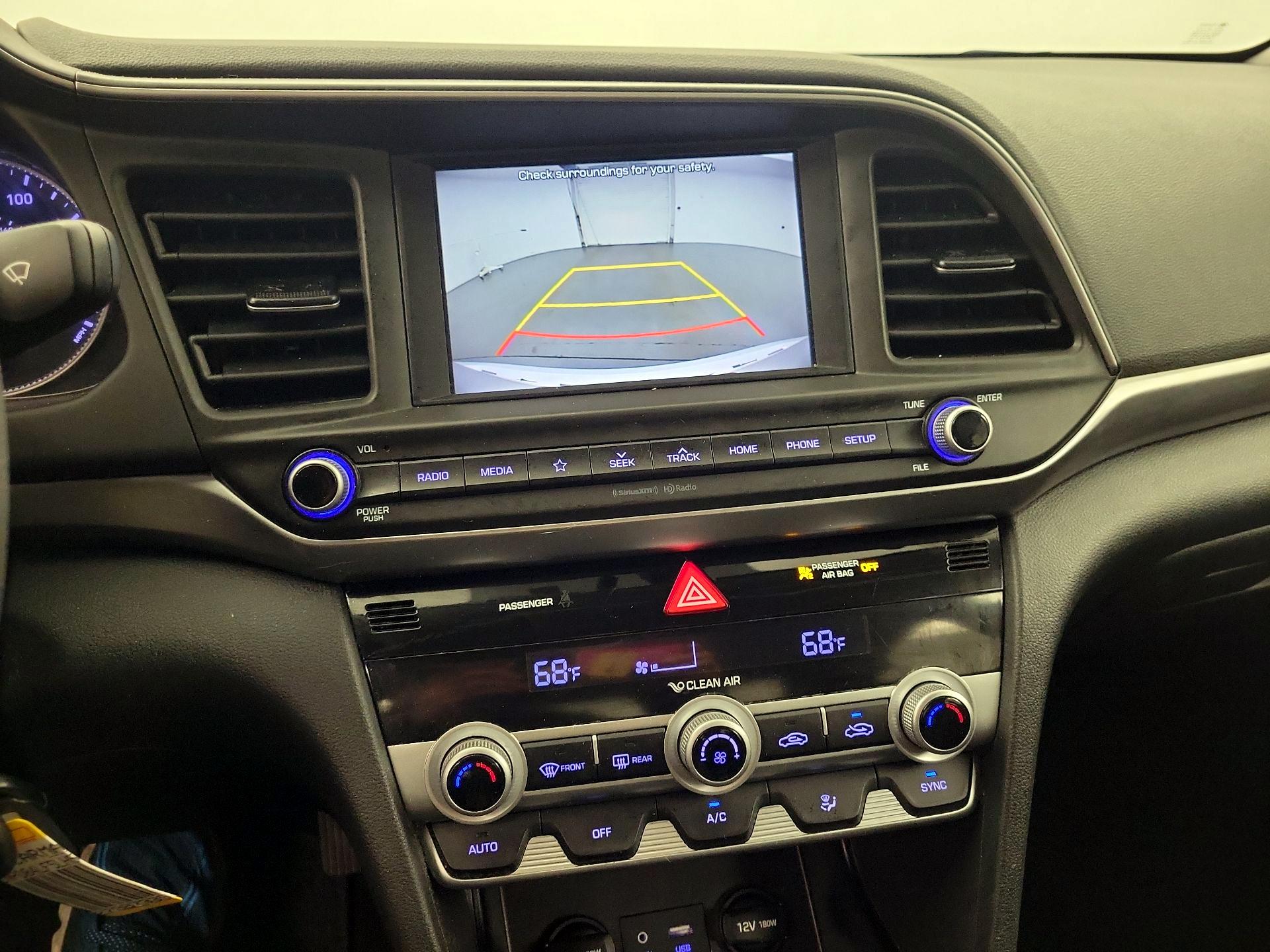 Thumbnail: 2020 Hyundai Elantra - 13