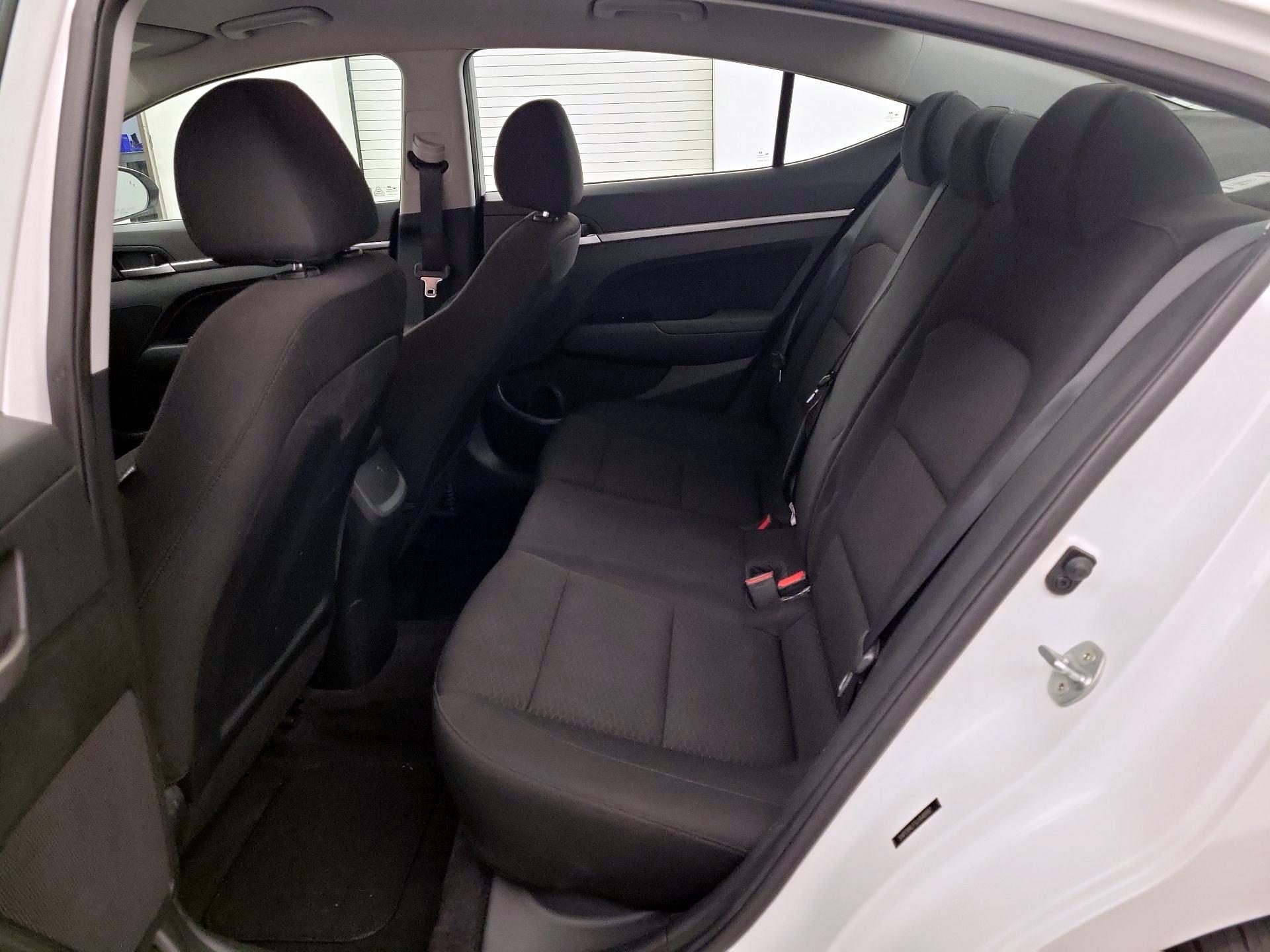 Thumbnail: 2020 Hyundai Elantra - 18