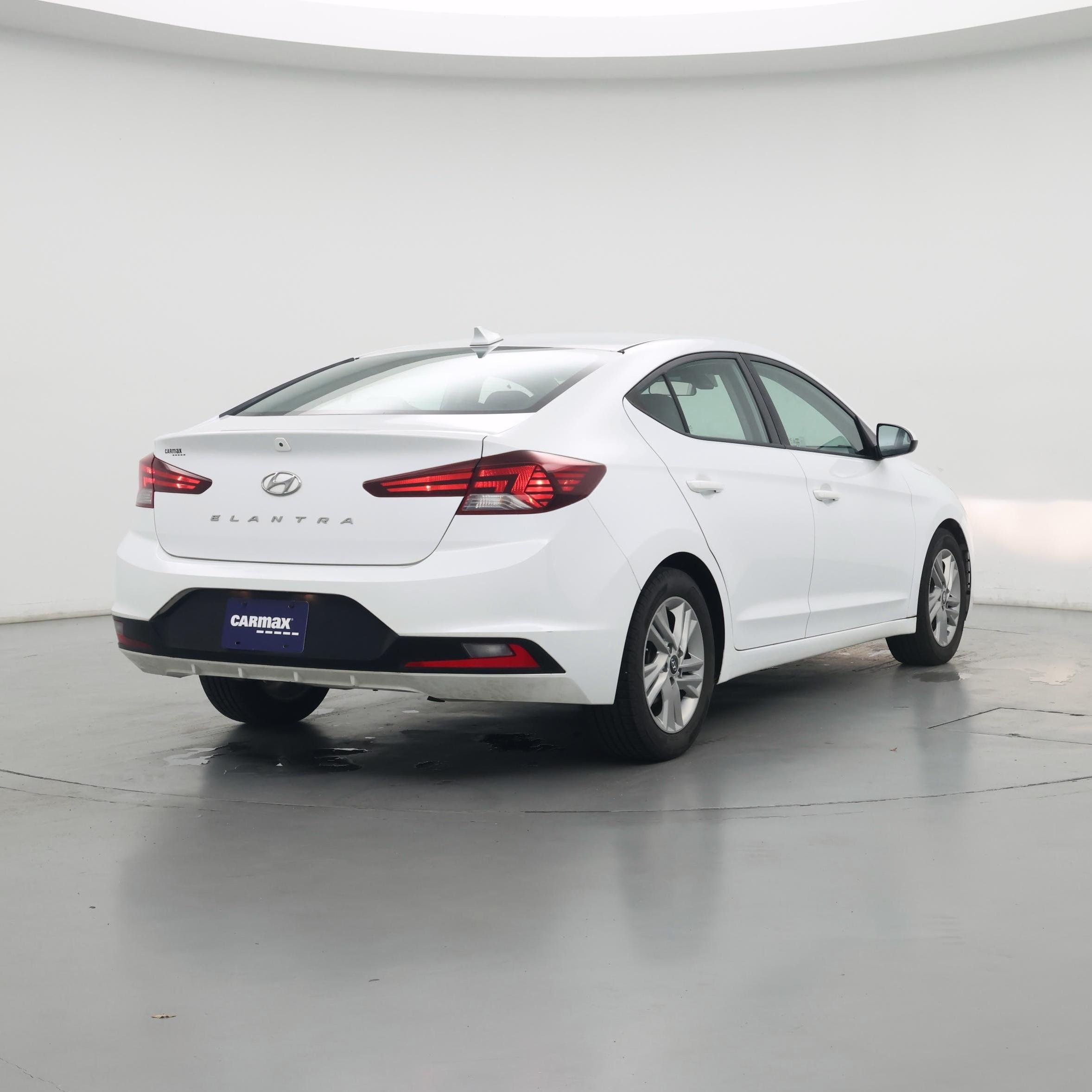 Thumbnail: 2020 Hyundai Elantra - 8