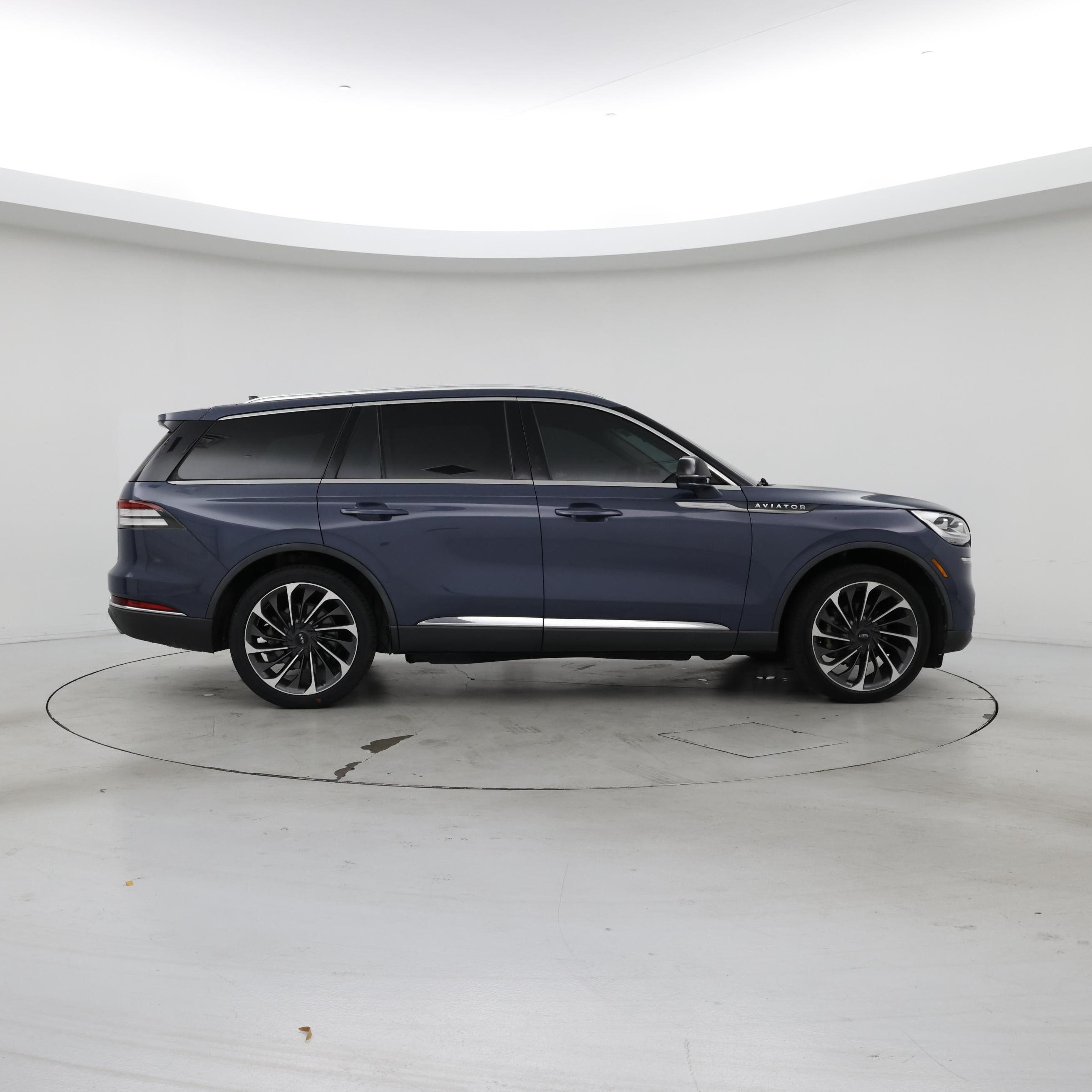 Thumbnail: 2021 Lincoln Aviator - 7