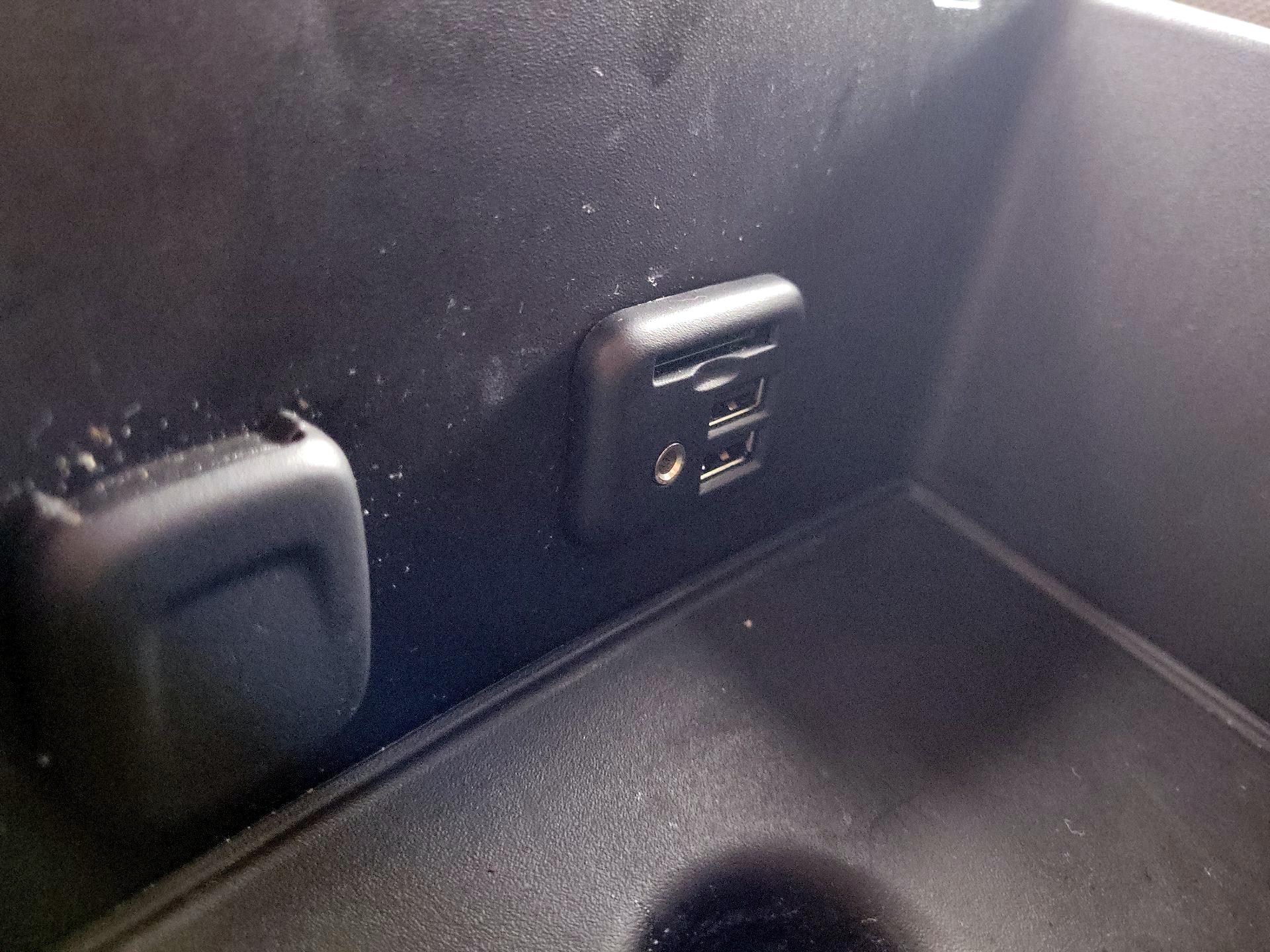 Thumbnail: 2015 Chevrolet Silverado 1500 - 18