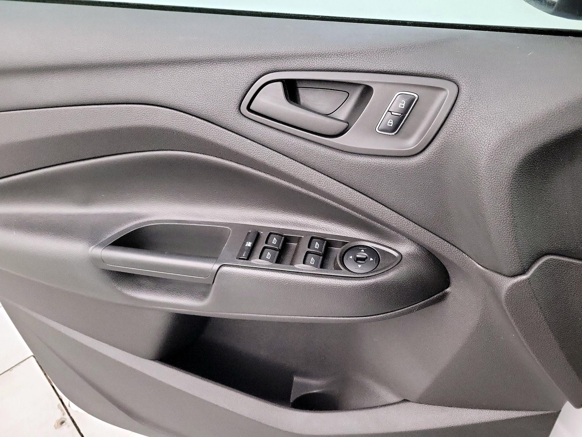 Thumbnail: 2015 Ford Escape - 12