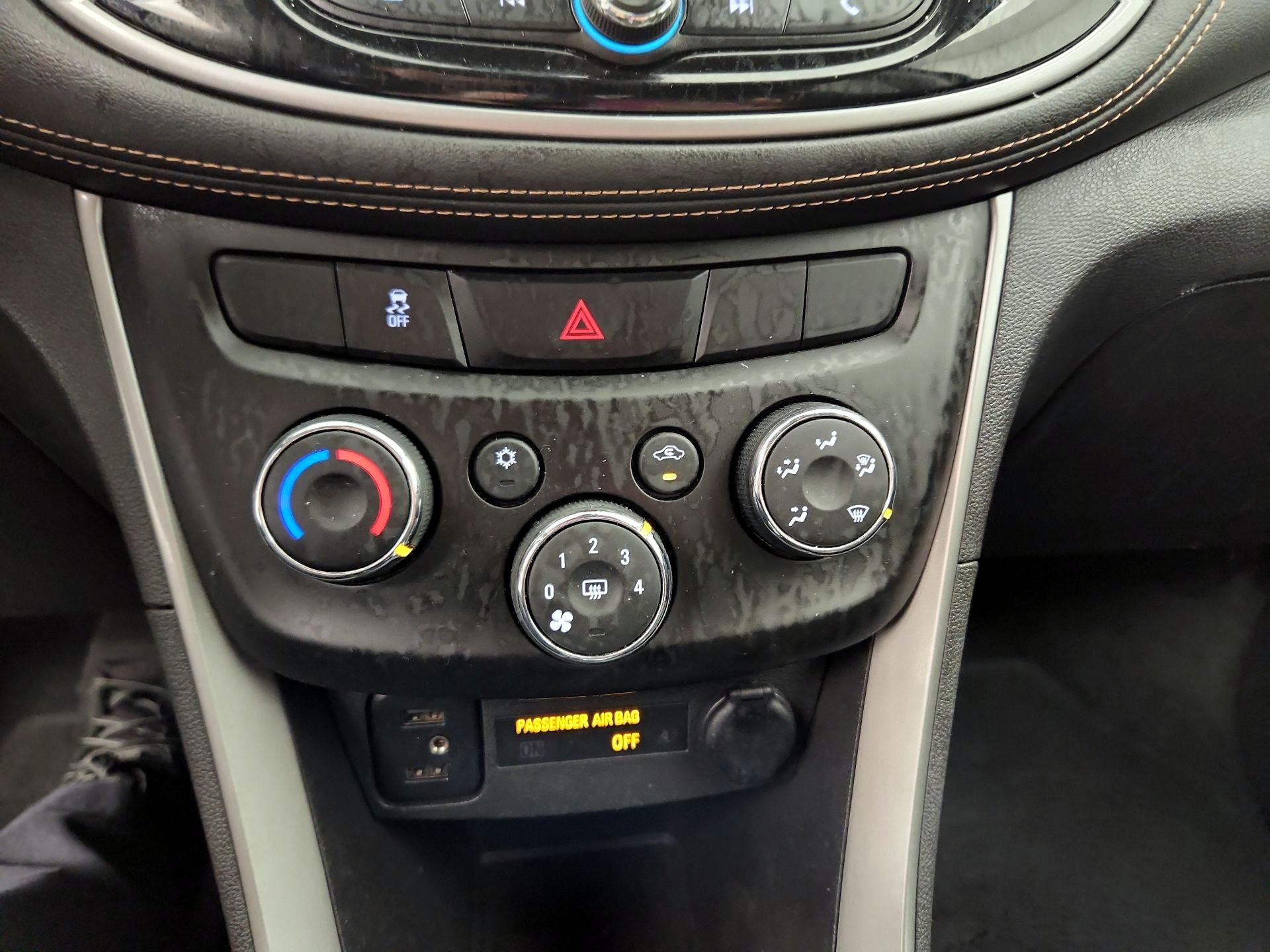 Thumbnail: 2017 Chevrolet Trax - 16