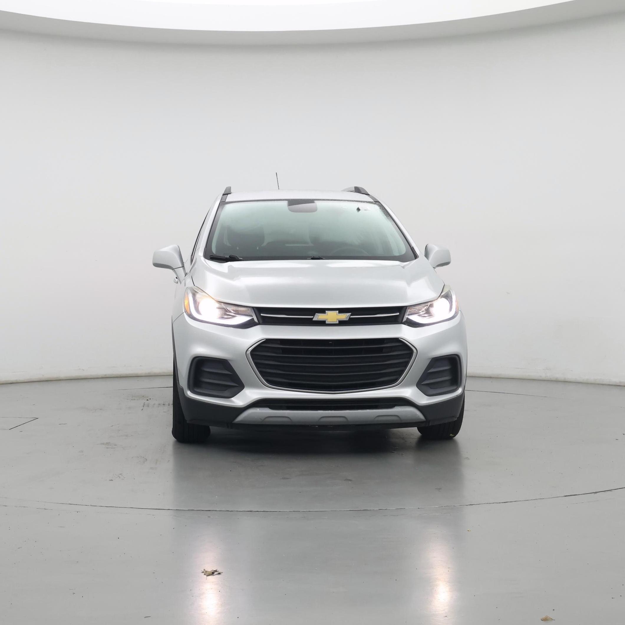 Thumbnail: 2017 Chevrolet Trax - 5