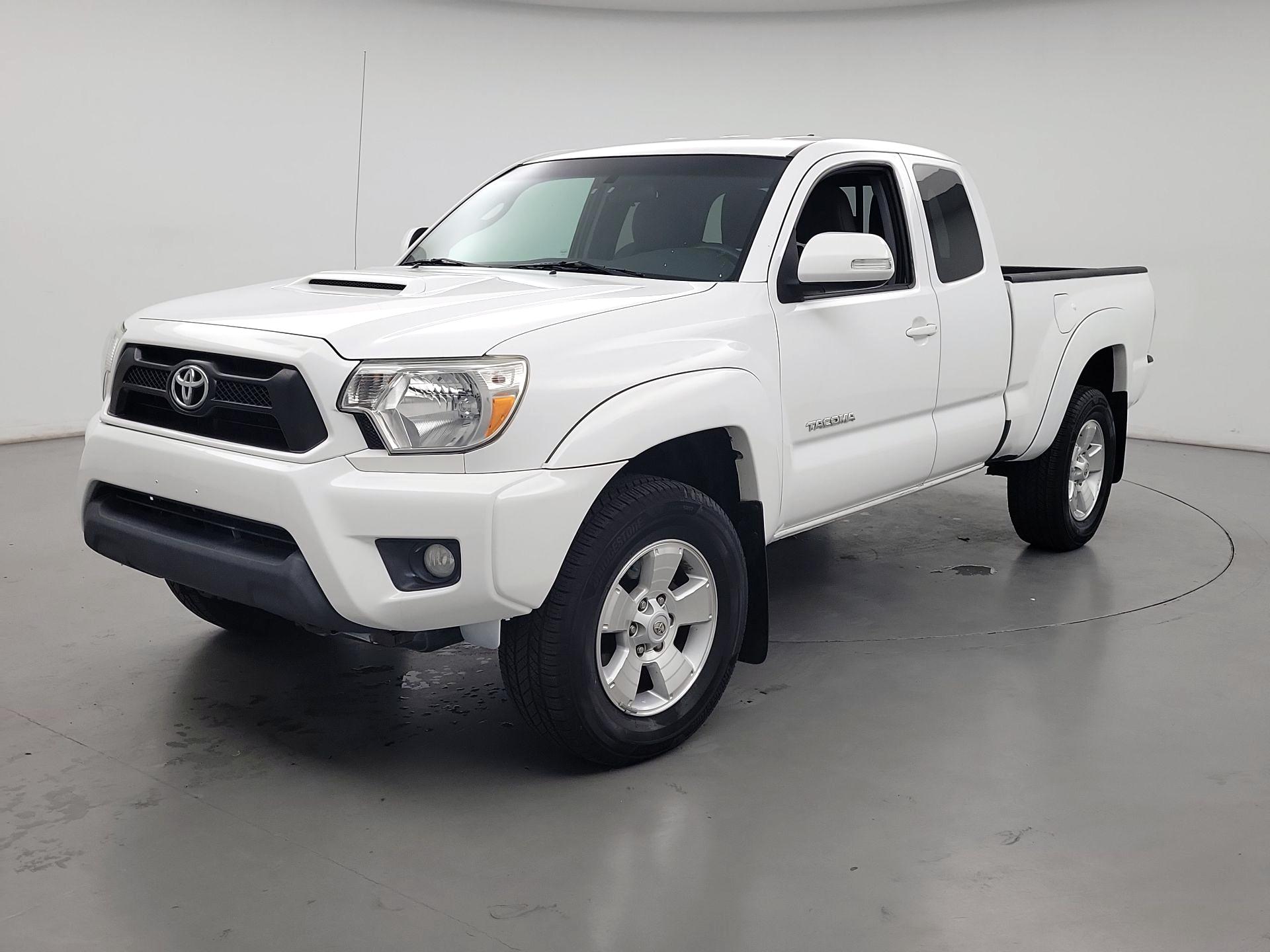 Thumbnail: 2014 Toyota Tacoma - 3