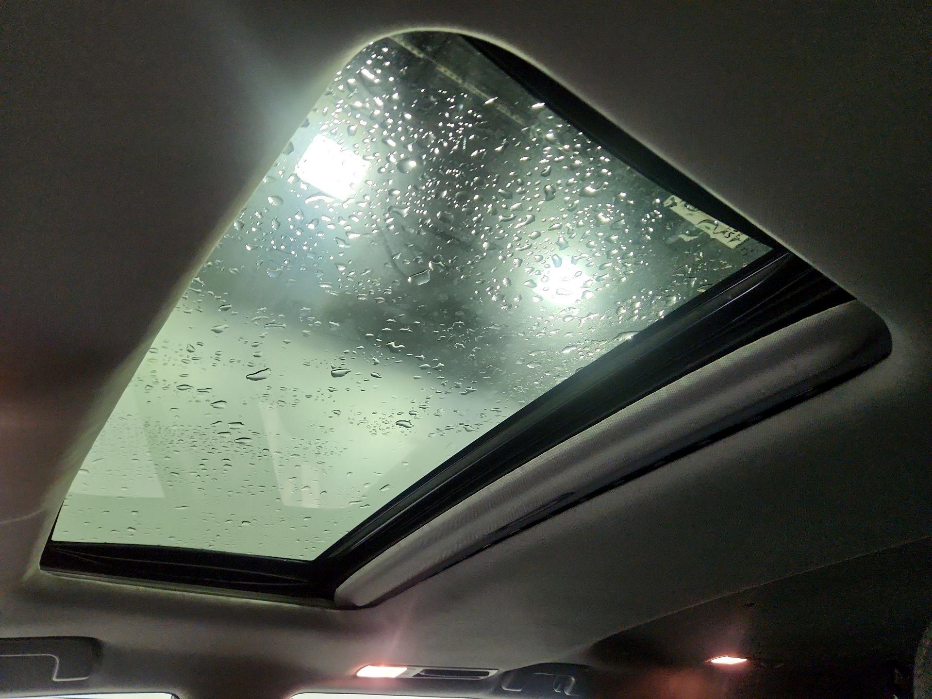 Thumbnail: 2015 Toyota Highlander - 20