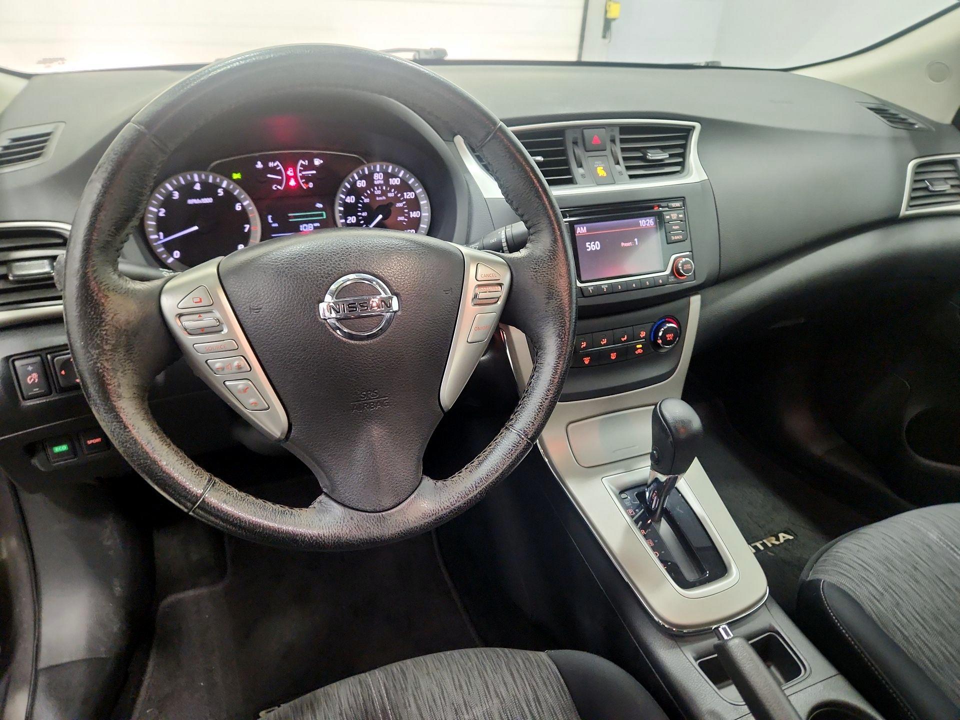 Thumbnail: 2015 Nissan Sentra - 9
