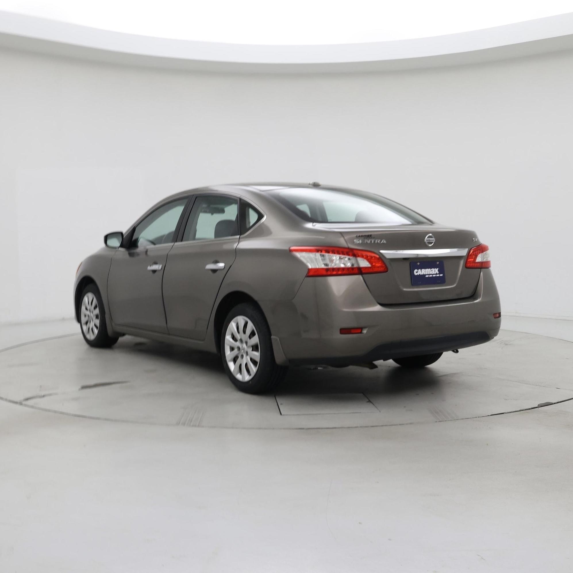 Thumbnail: 2015 Nissan Sentra - 2