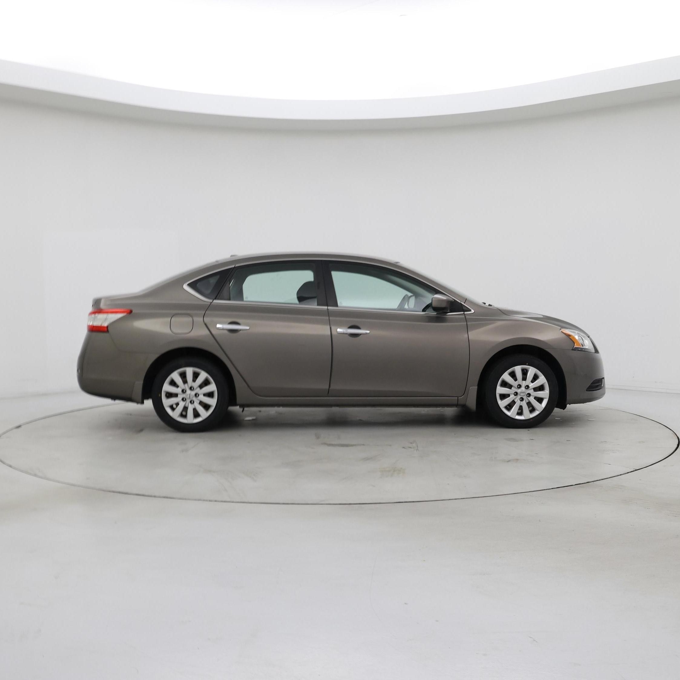 Thumbnail: 2015 Nissan Sentra - 7