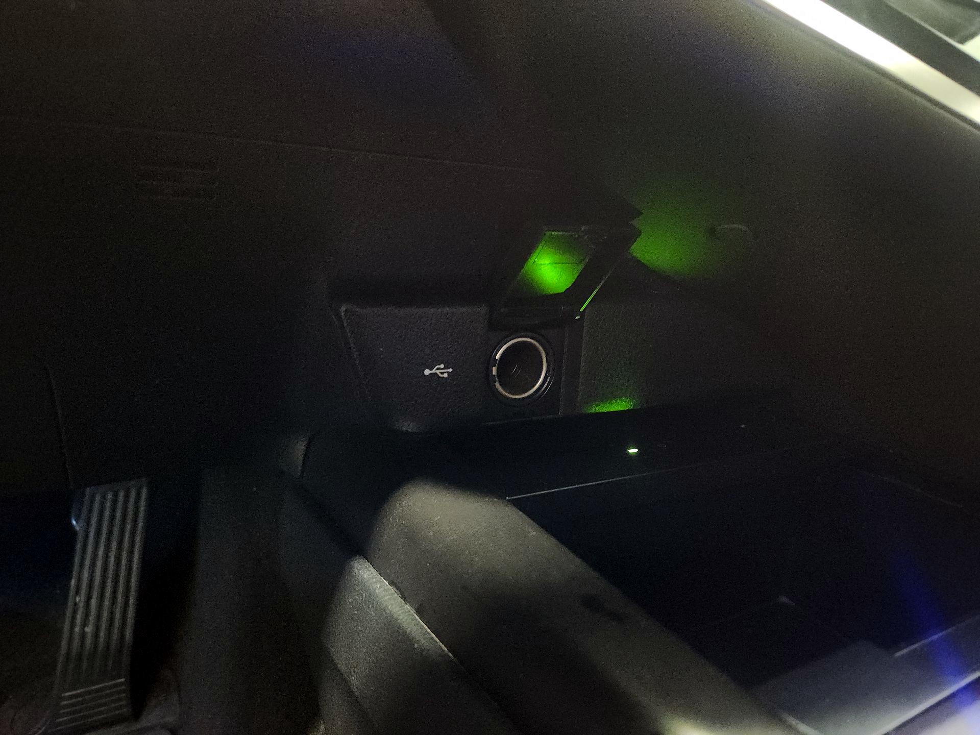 Thumbnail: 2022 Toyota Camry - 18