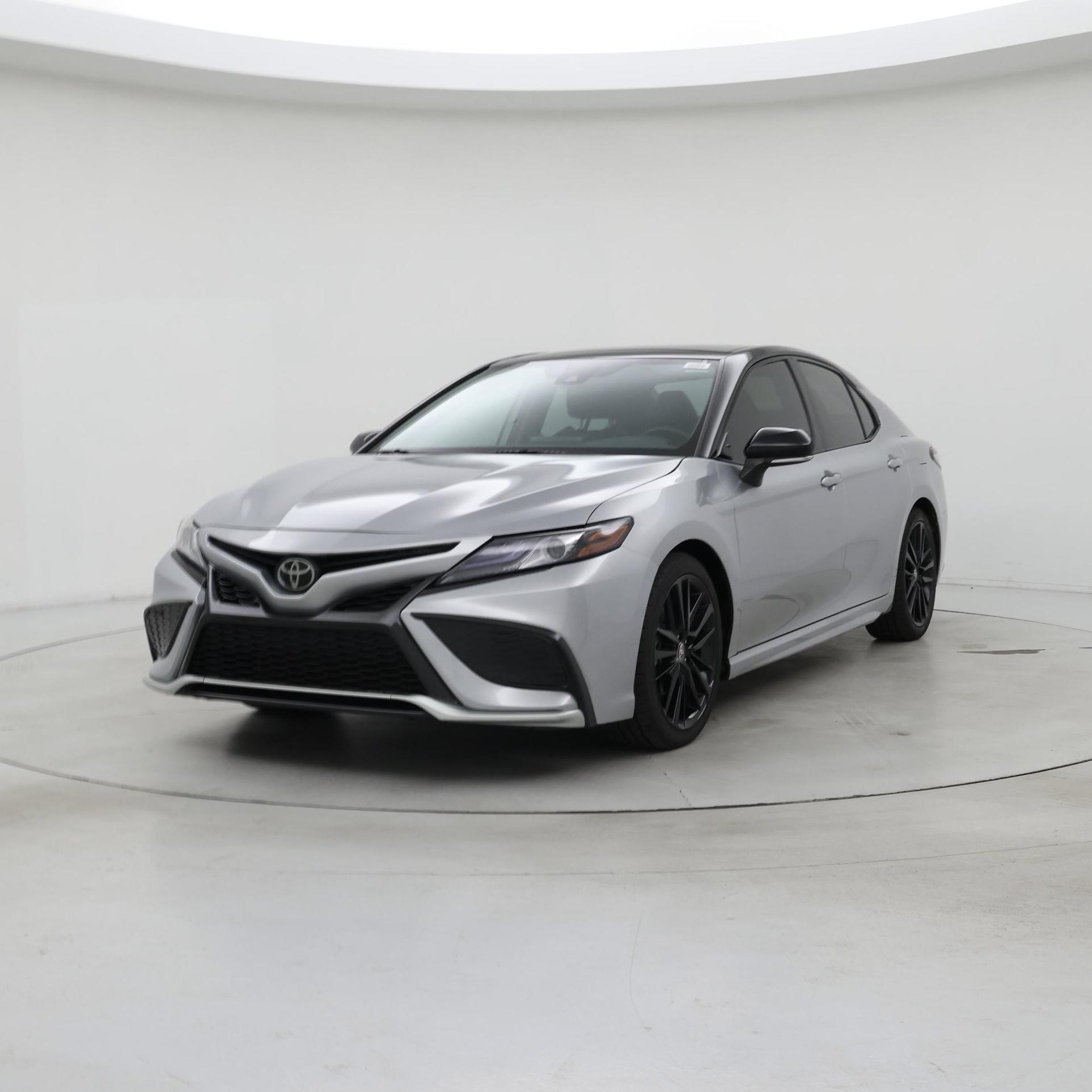Thumbnail: 2022 Toyota Camry - 4