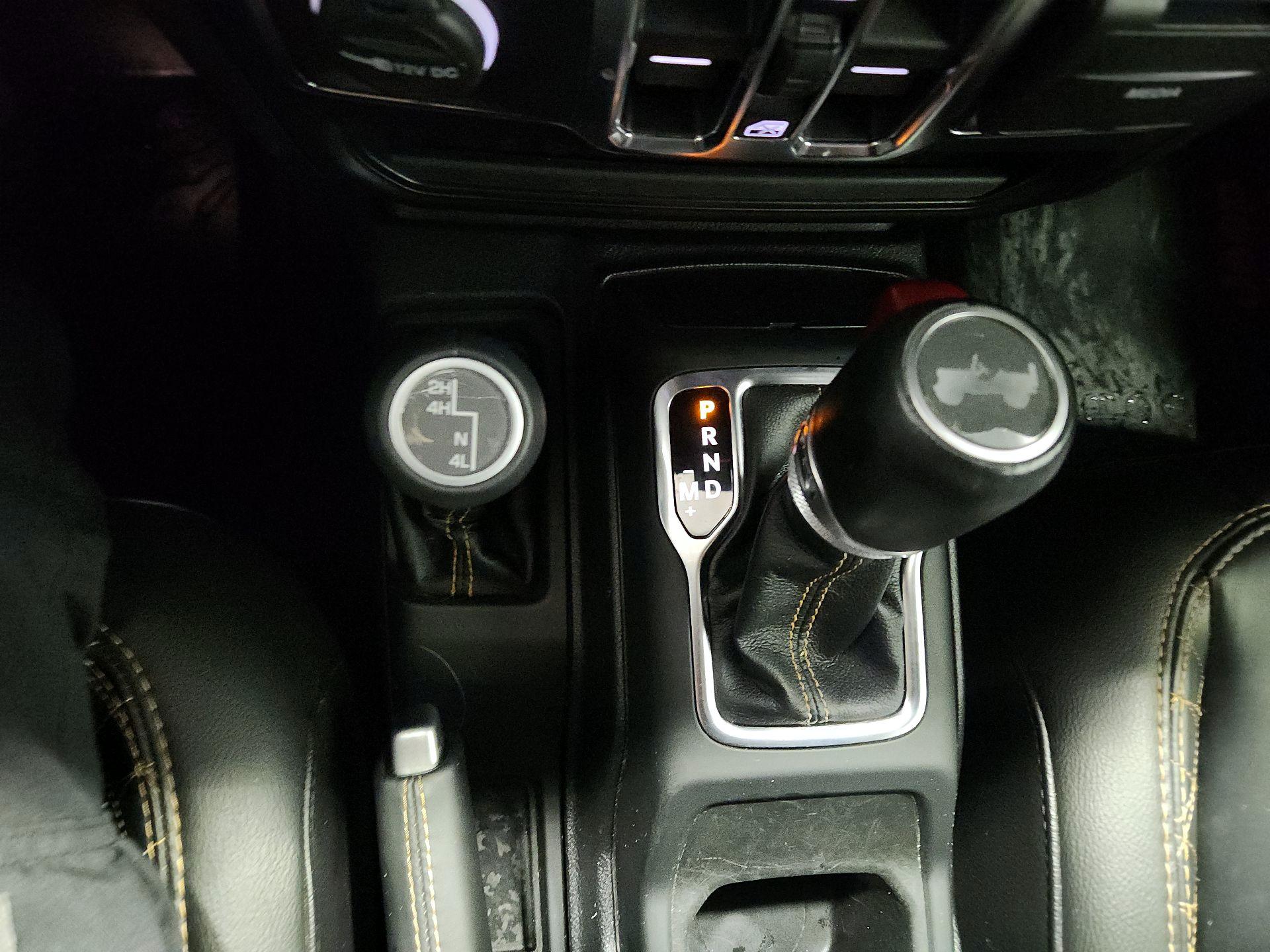 Thumbnail: 2021 Jeep Wrangler - 17