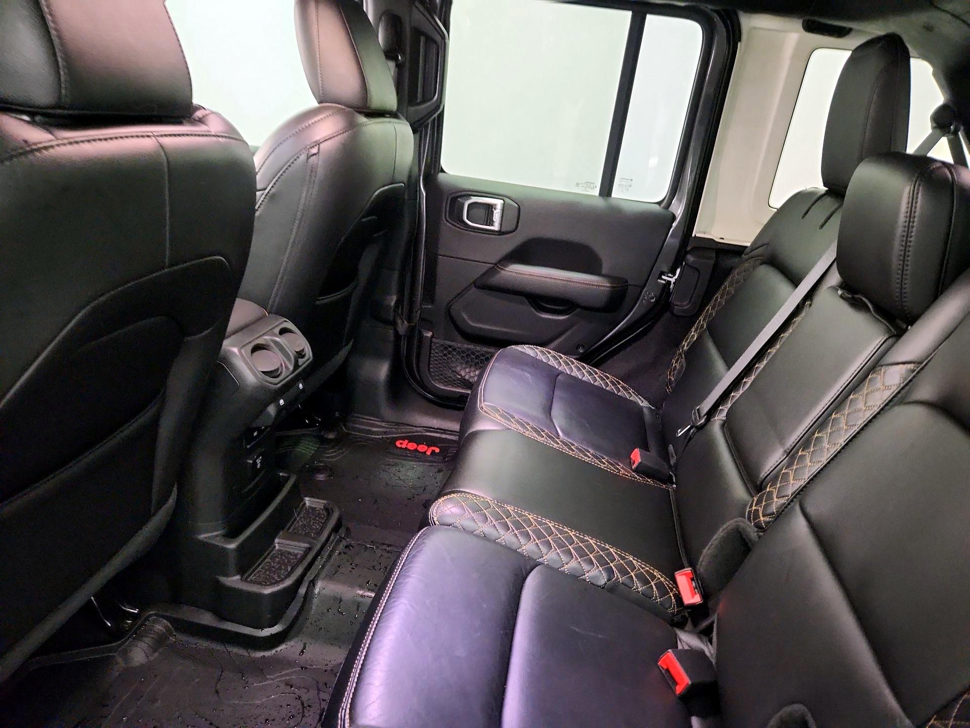 Thumbnail: 2021 Jeep Wrangler - 19