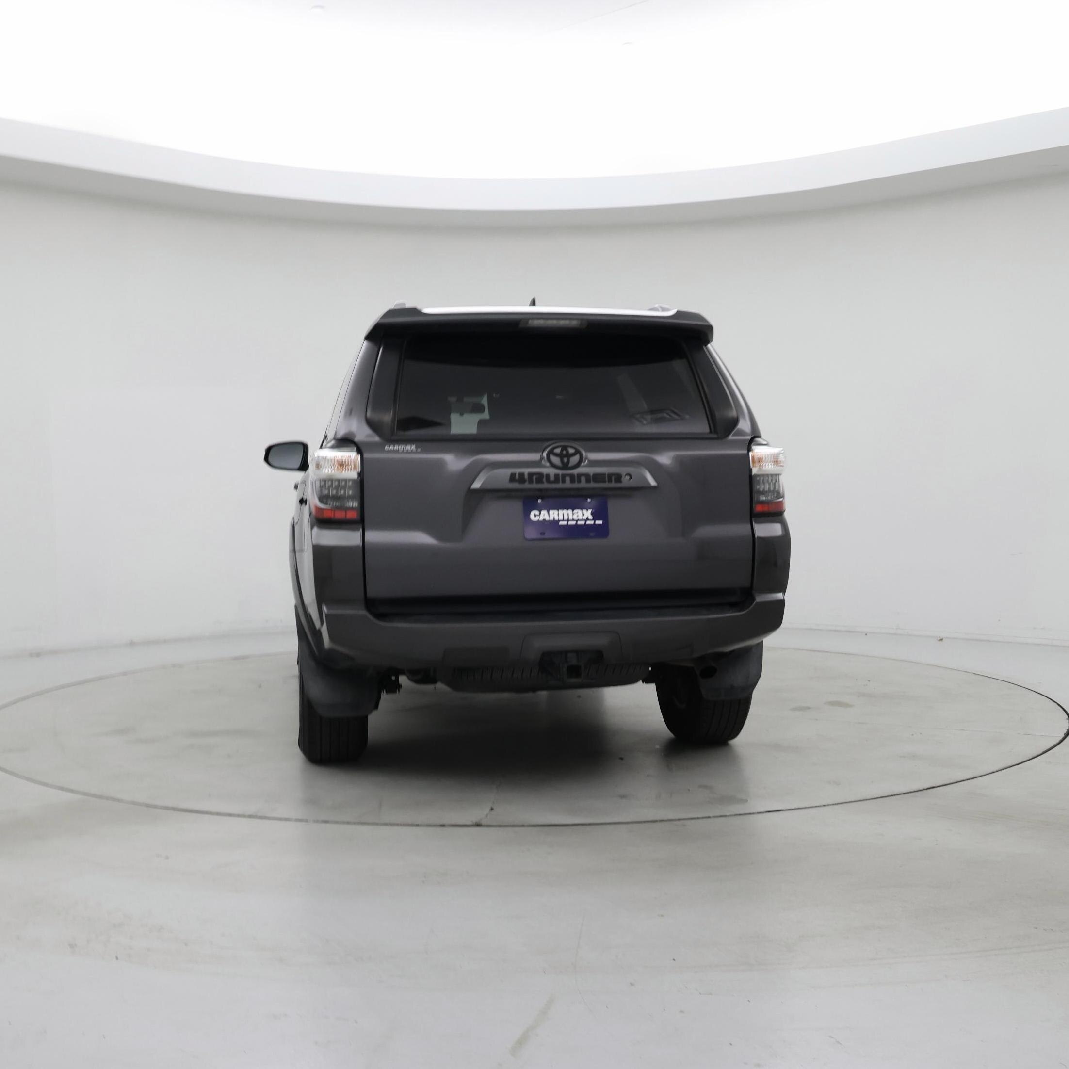 Thumbnail: 2017 Toyota 4Runner - 6