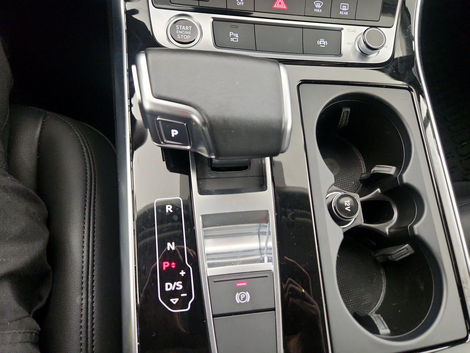 Thumbnail: 2022 Audi Q7 - 15