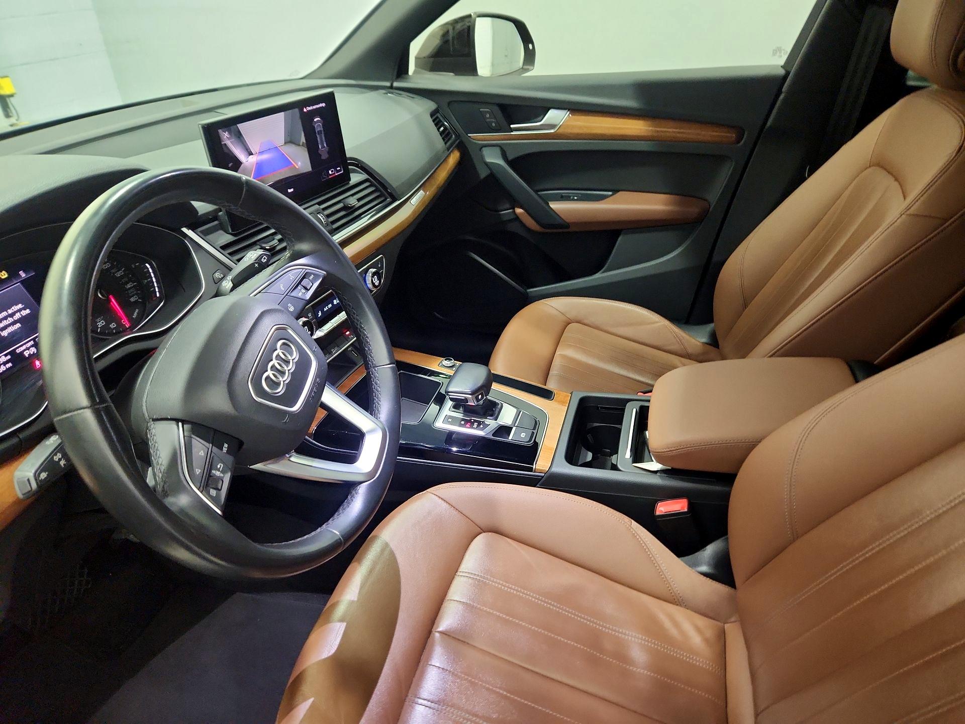 Thumbnail: 2021 Audi Q5 - 11