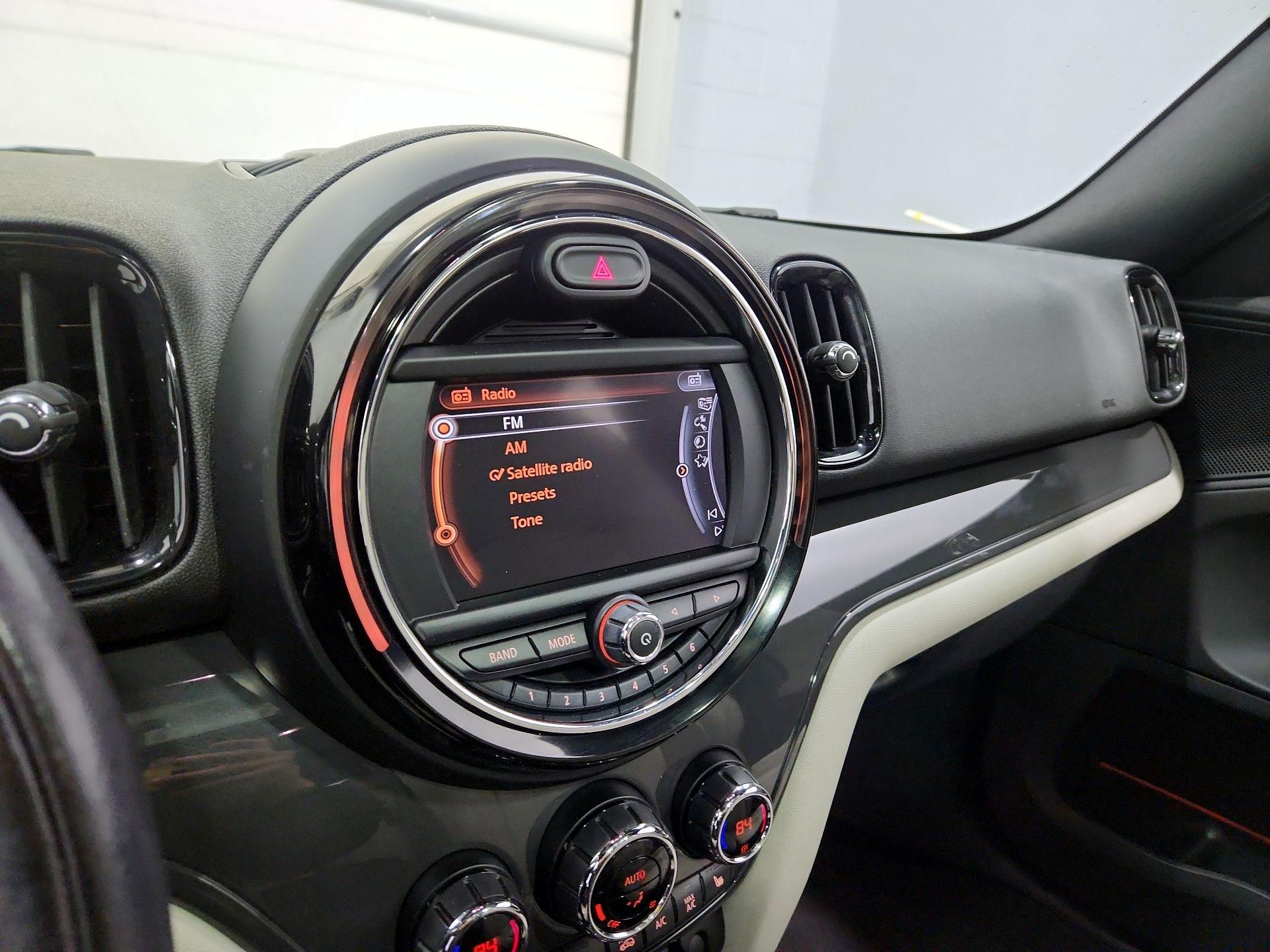 Thumbnail: 2017 MINI Cooper Countryman - 15