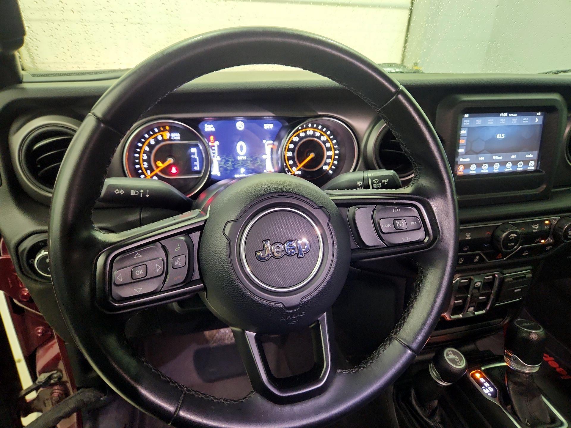 Thumbnail: 2021 Jeep Gladiator - 10