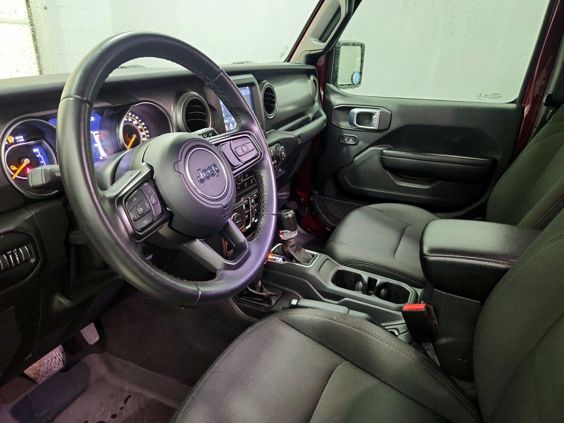 Thumbnail: 2021 Jeep Gladiator - 11