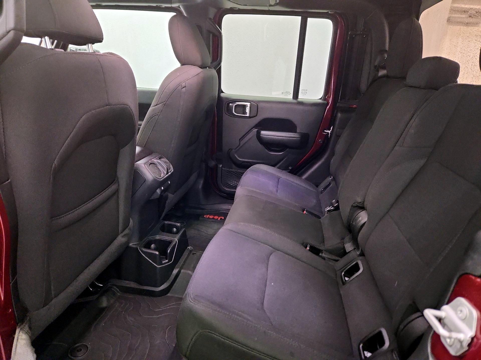 Thumbnail: 2021 Jeep Gladiator - 19