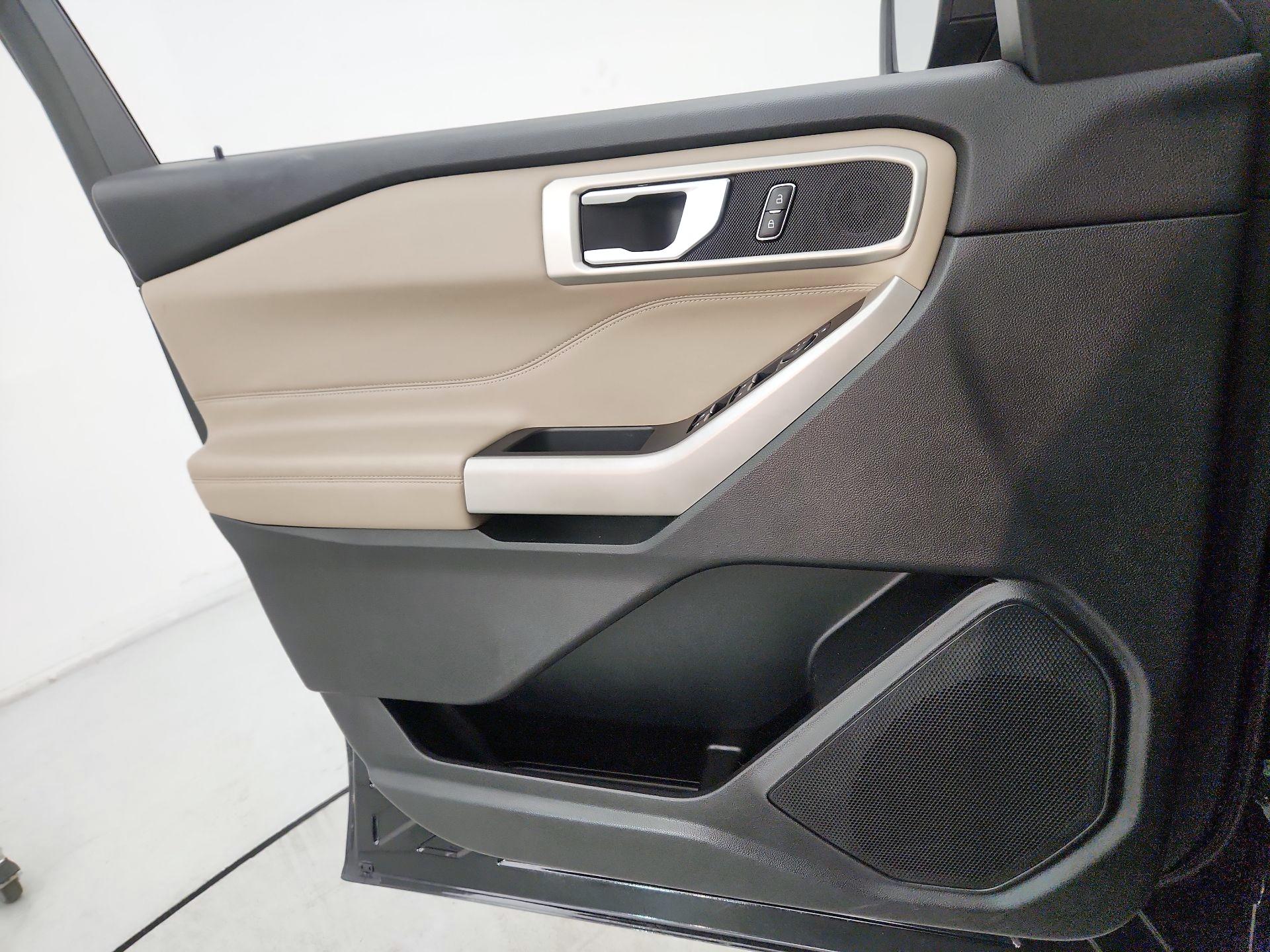 Thumbnail: 2023 Ford Explorer - 12