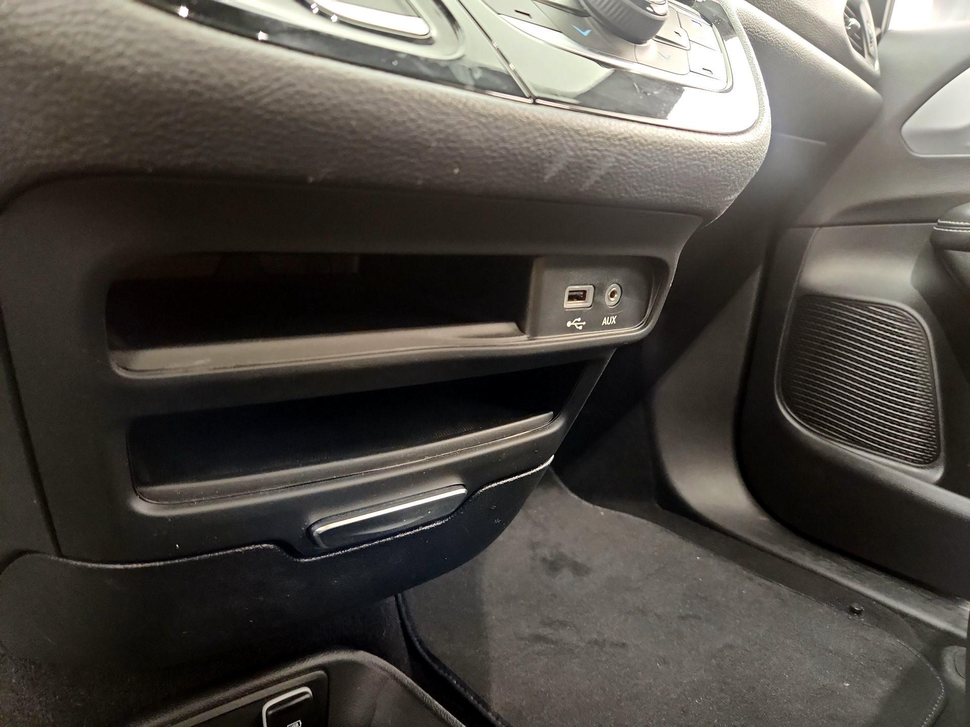 Thumbnail: 2020 Chrysler Pacifica - 19