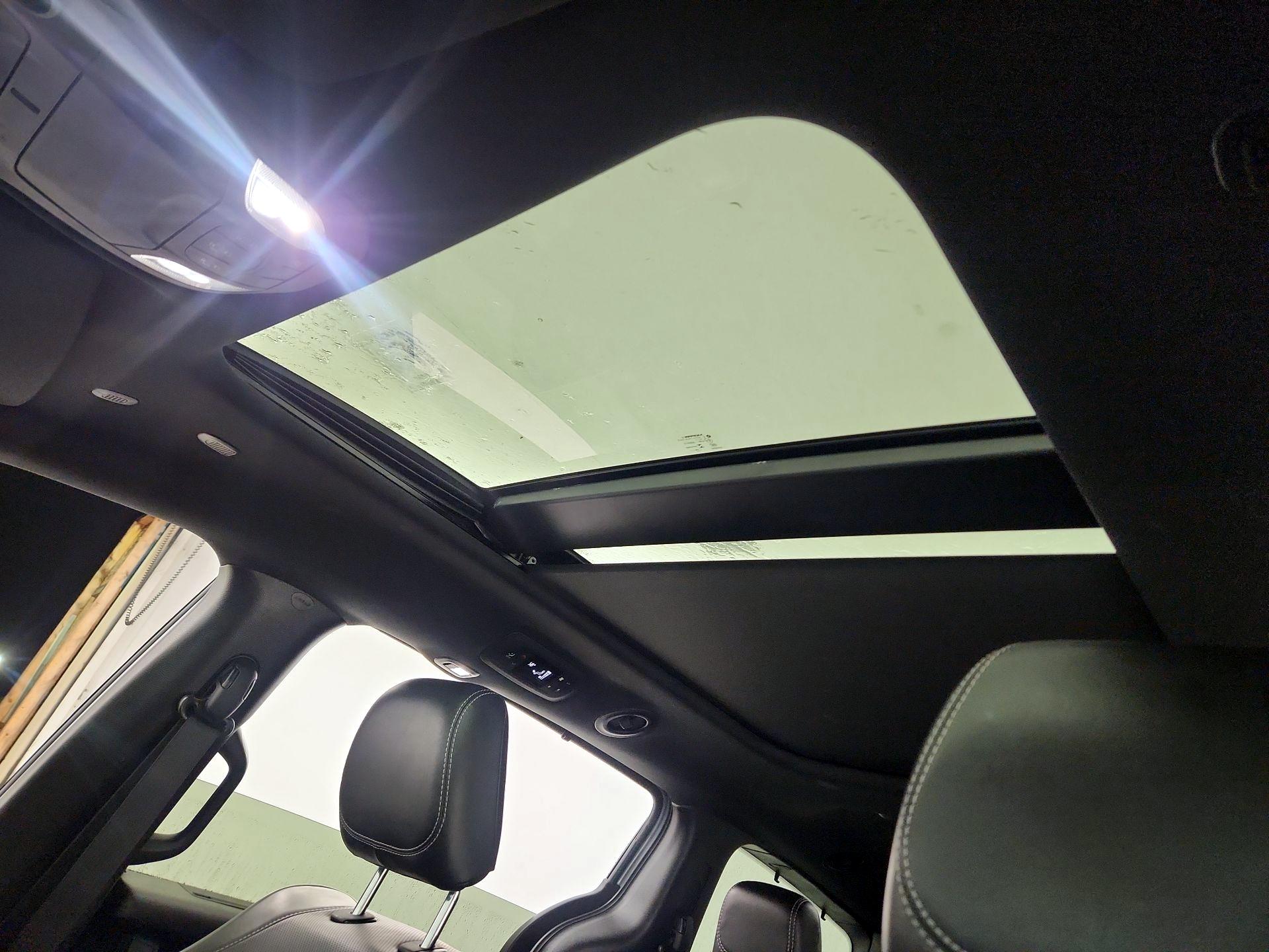 Thumbnail: 2020 Chrysler Pacifica - 20