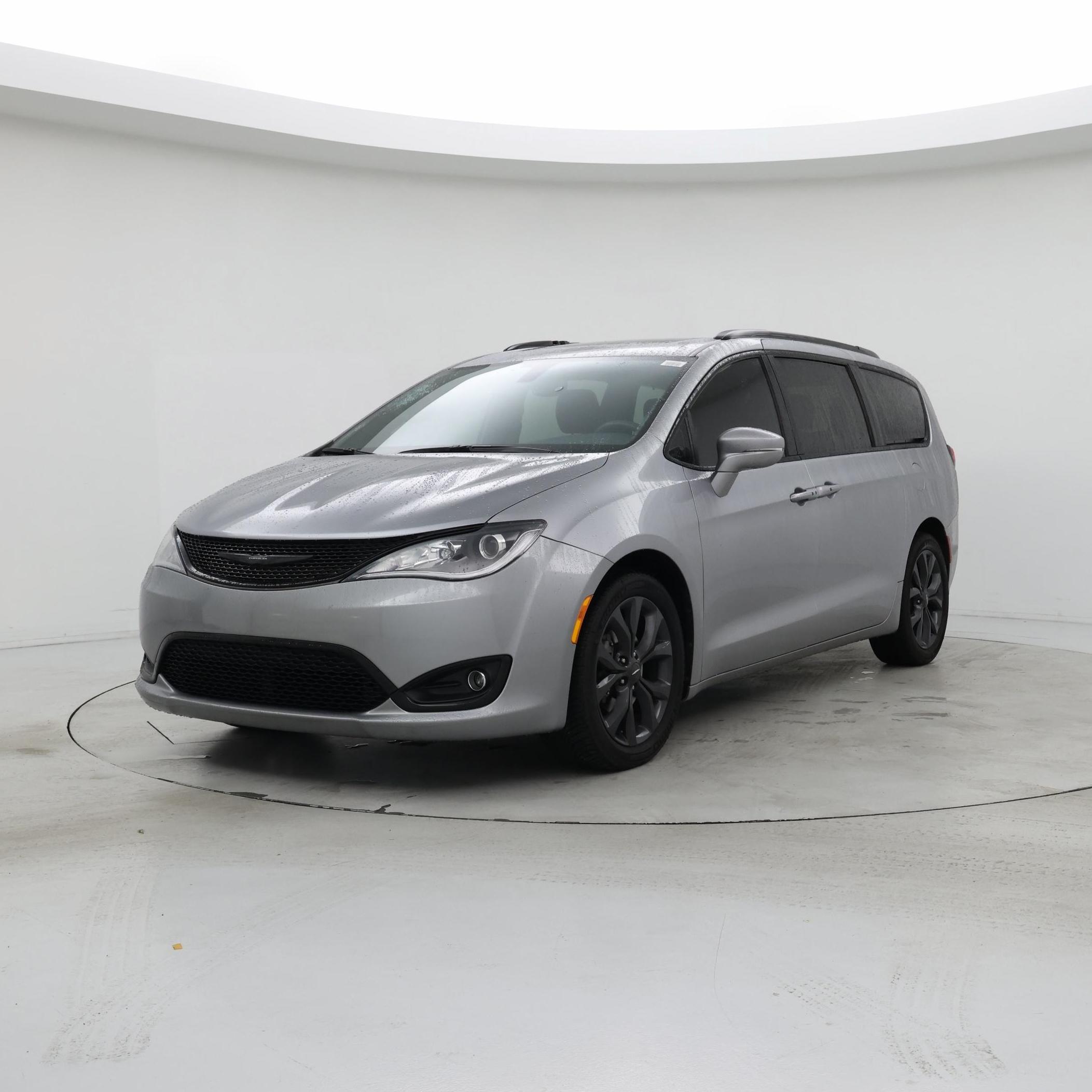 Thumbnail: 2020 Chrysler Pacifica - 4