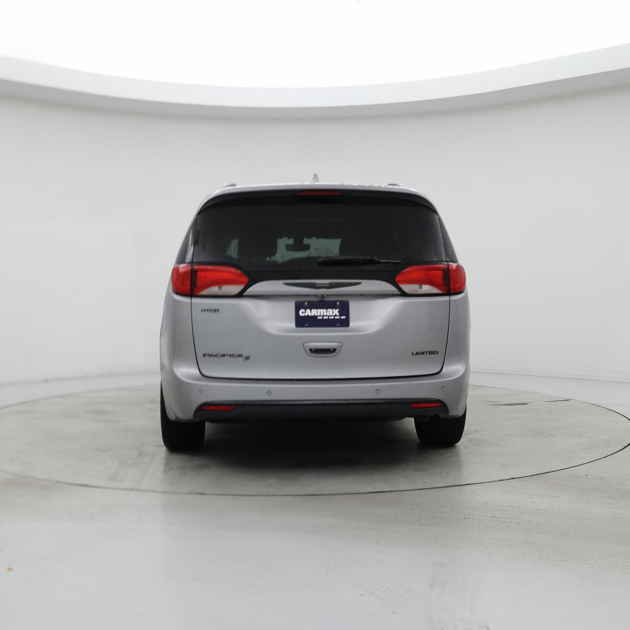 Thumbnail: 2020 Chrysler Pacifica - 6