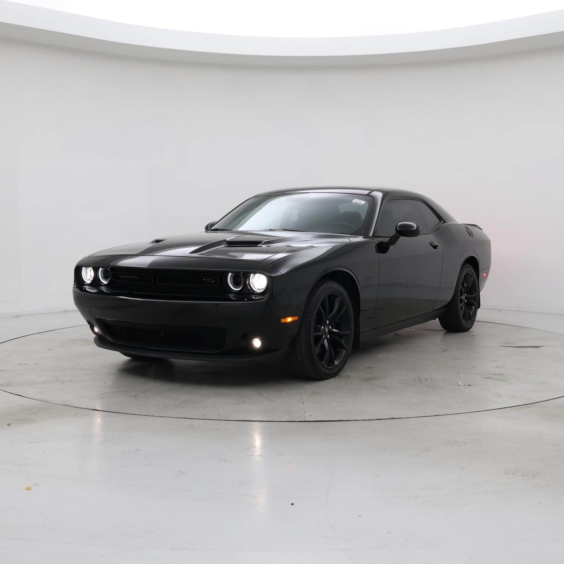 Thumbnail: 2018 Dodge Challenger - 4