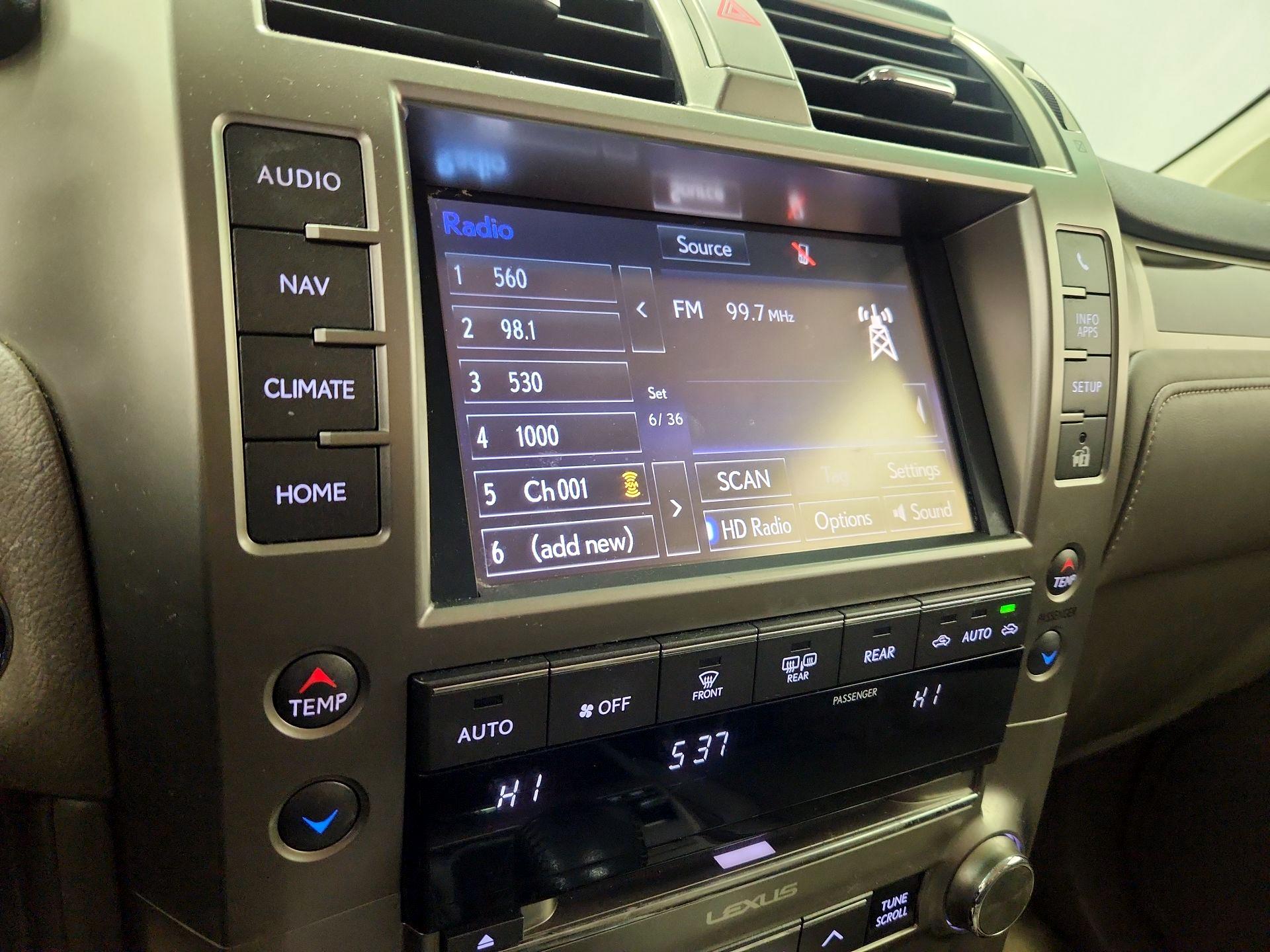 Thumbnail: 2014 Lexus GX - 16