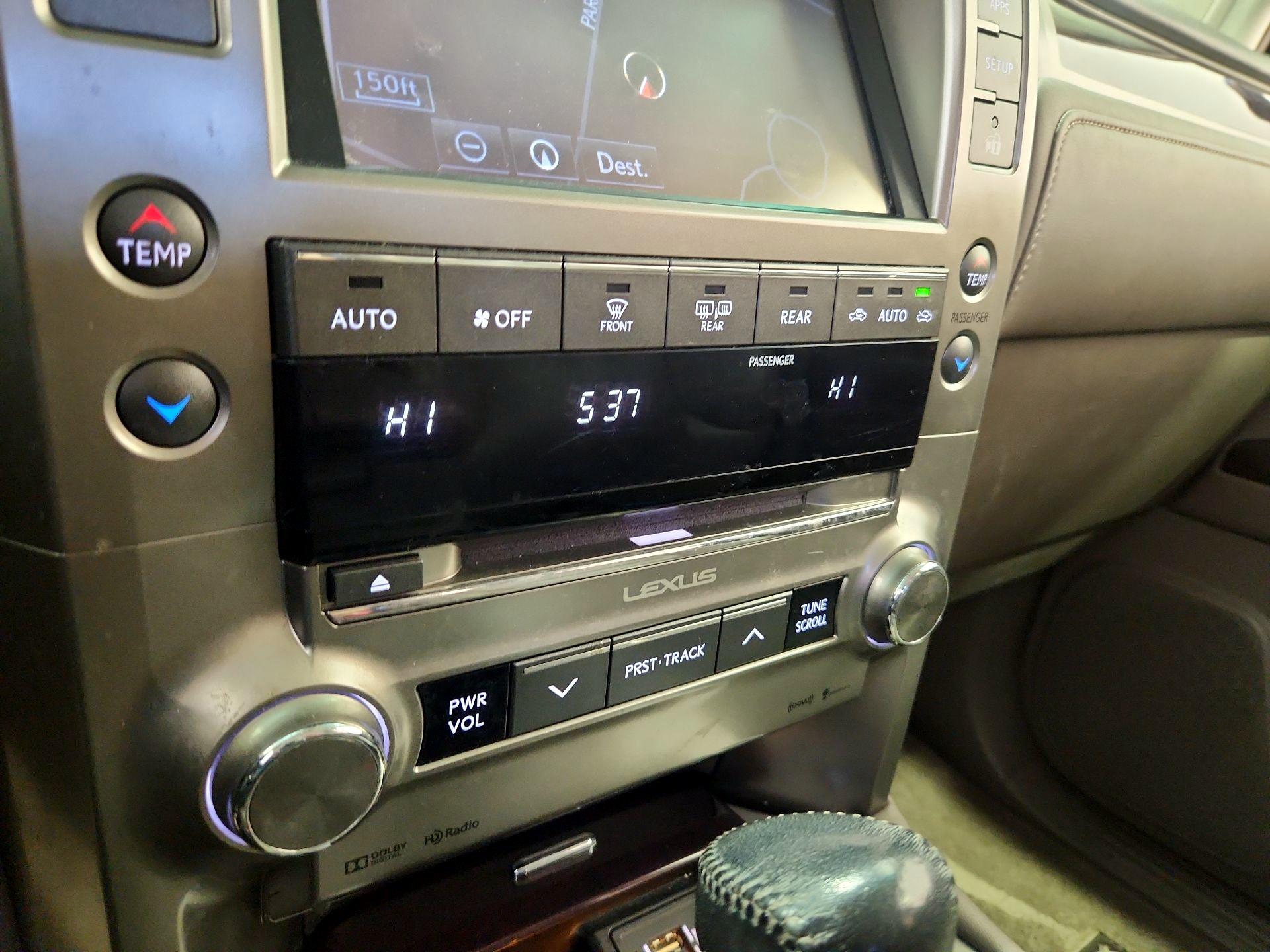 Thumbnail: 2014 Lexus GX - 17