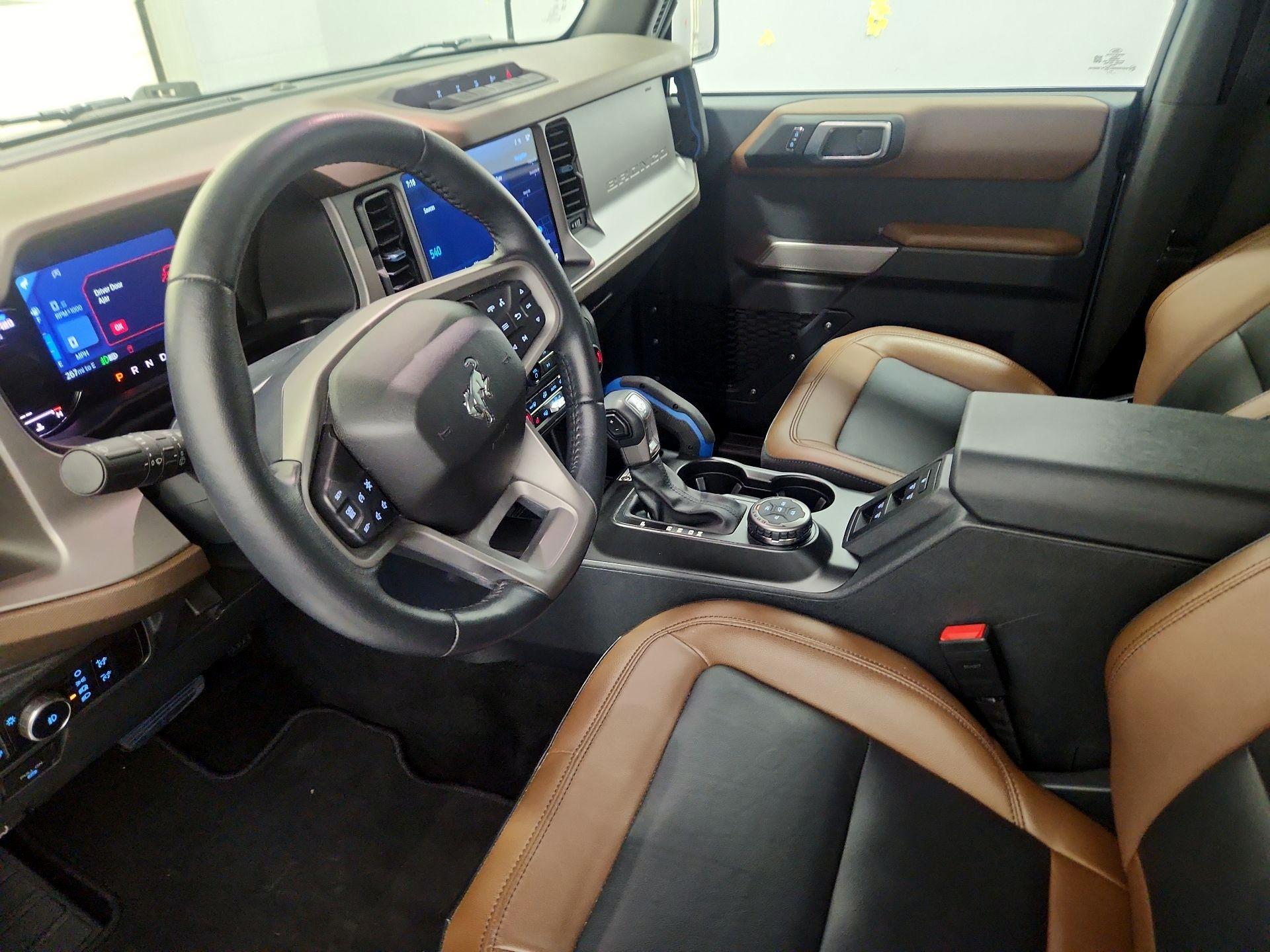 Thumbnail: 2023 Ford Bronco - 11