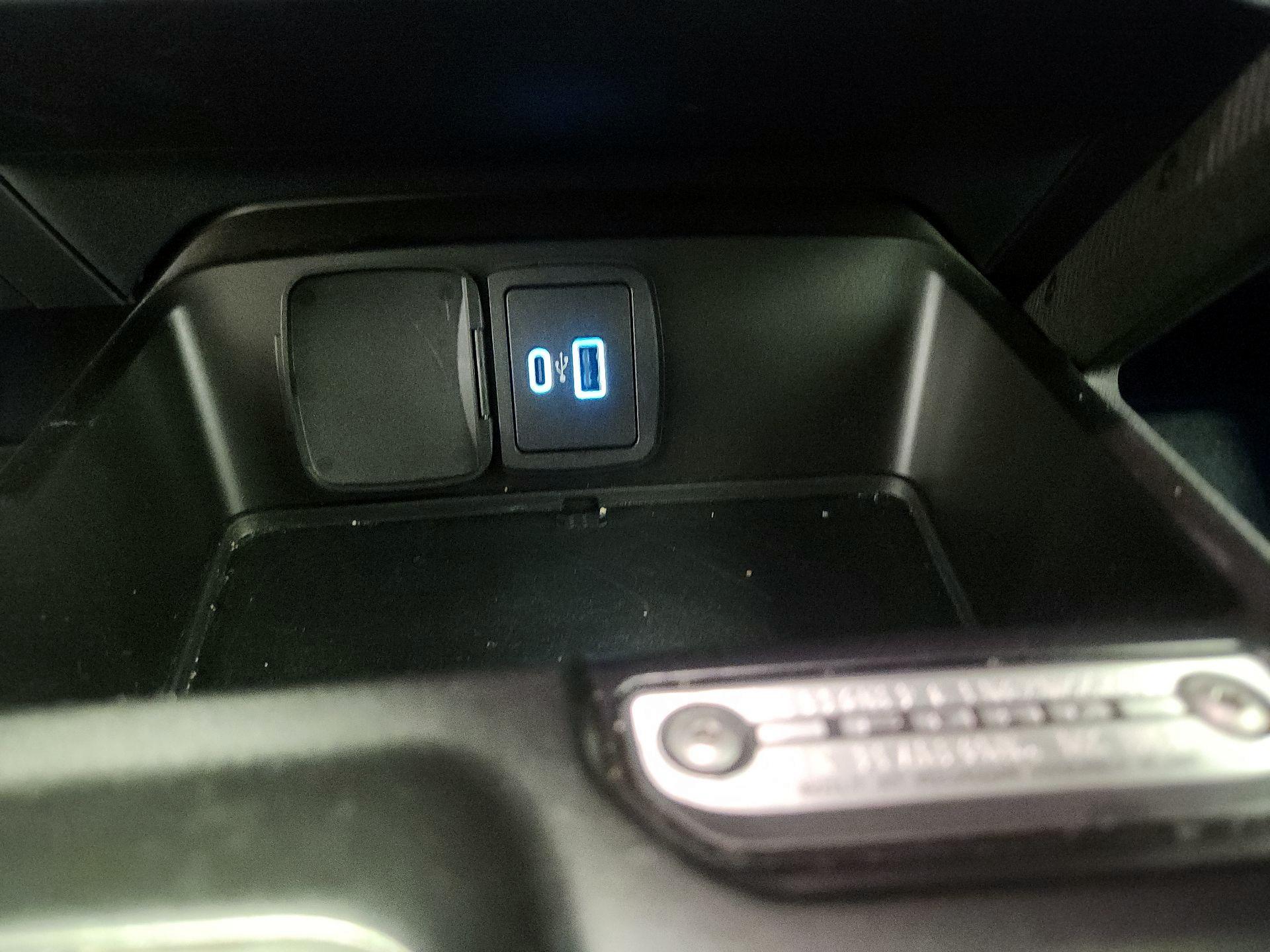 Thumbnail: 2023 Ford Bronco - 18