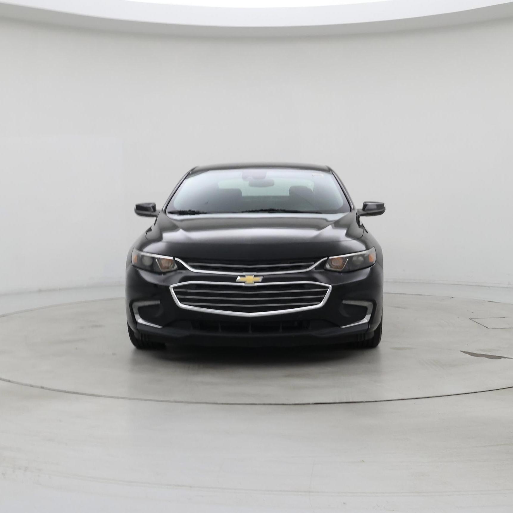 Thumbnail: 2017 Chevrolet Malibu - 5