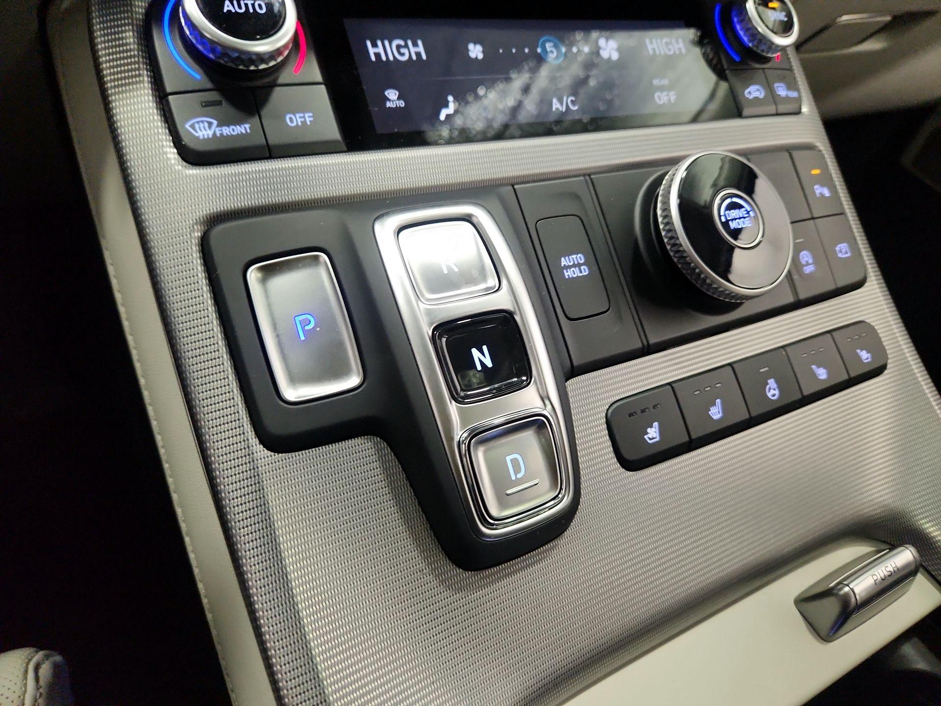 Thumbnail: 2024 Hyundai Palisade - 18