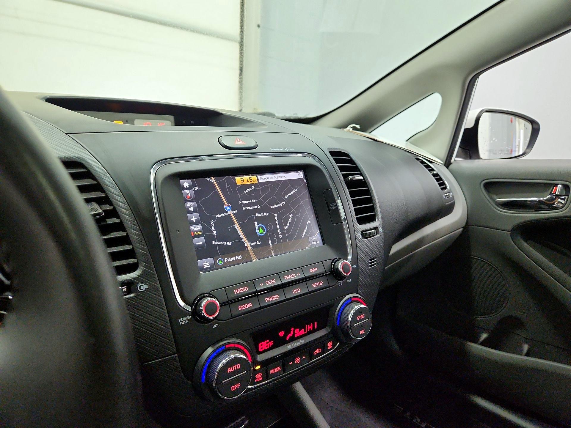 Thumbnail: 2017 Kia Forte - 14