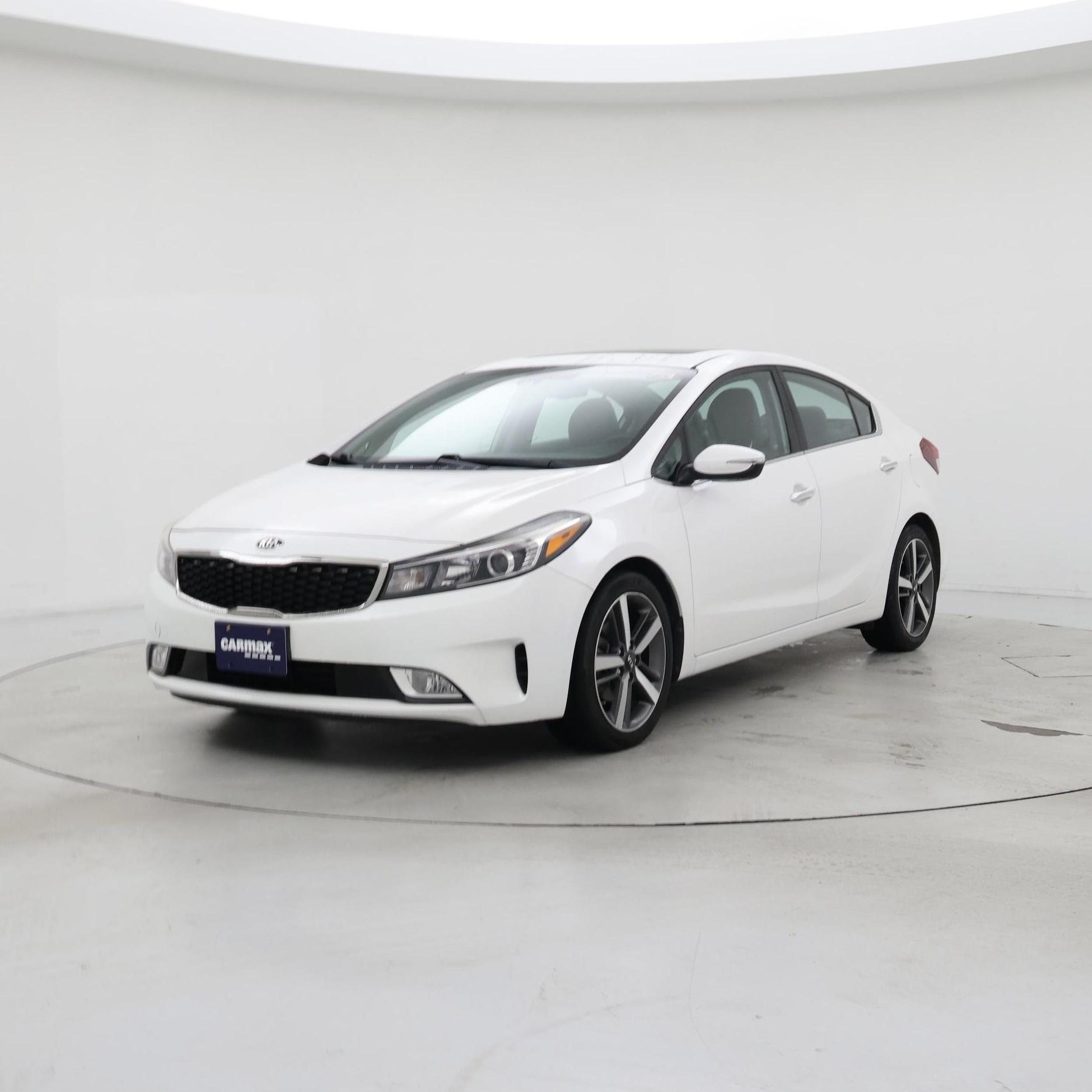 Thumbnail: 2017 Kia Forte - 4