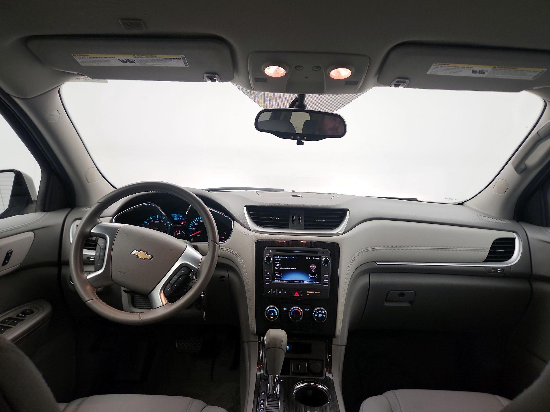 Thumbnail: 2017 Chevrolet Traverse - 8