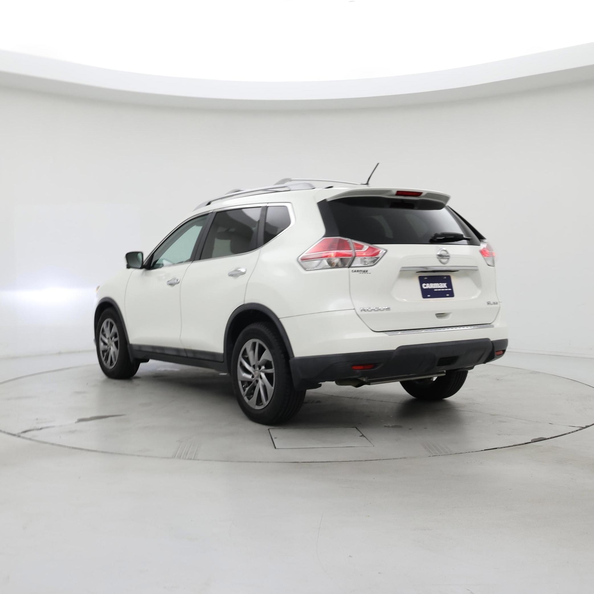 Thumbnail: 2015 Nissan Rogue - 2