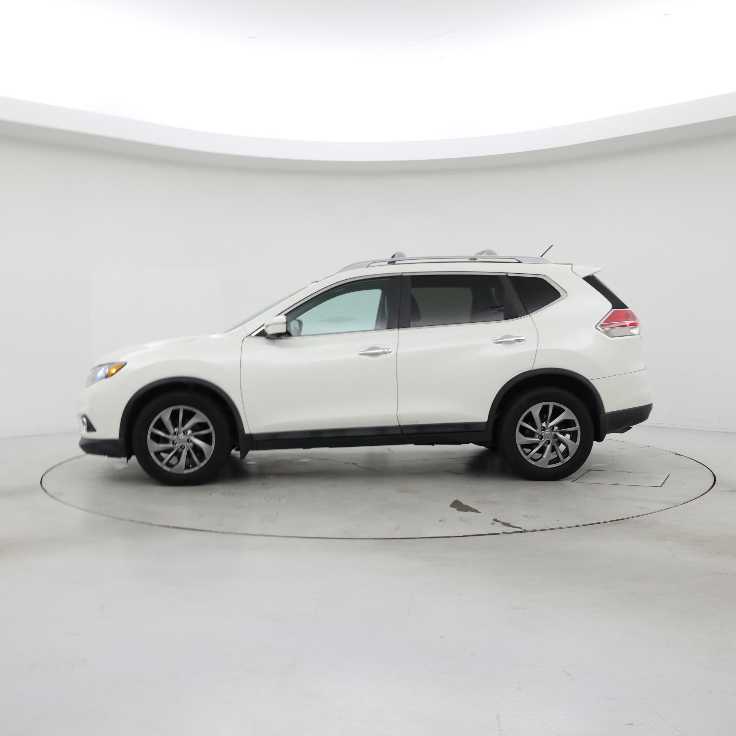 Thumbnail: 2015 Nissan Rogue - 3