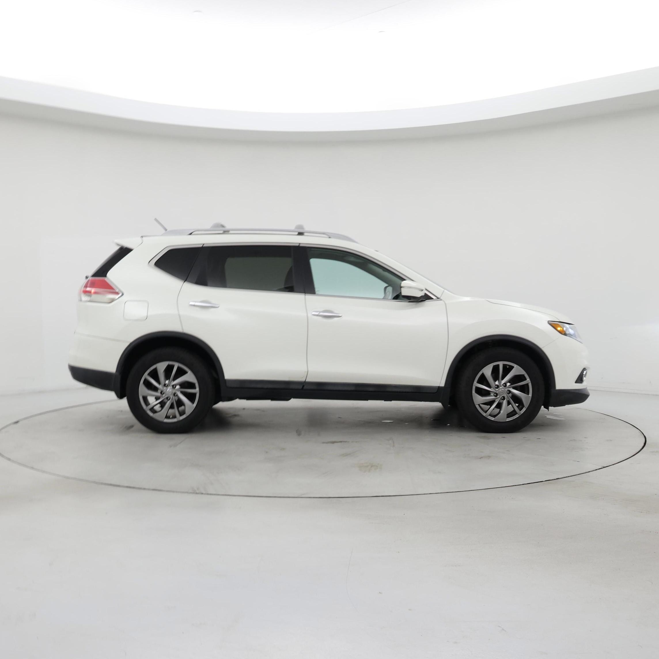 Thumbnail: 2015 Nissan Rogue - 7