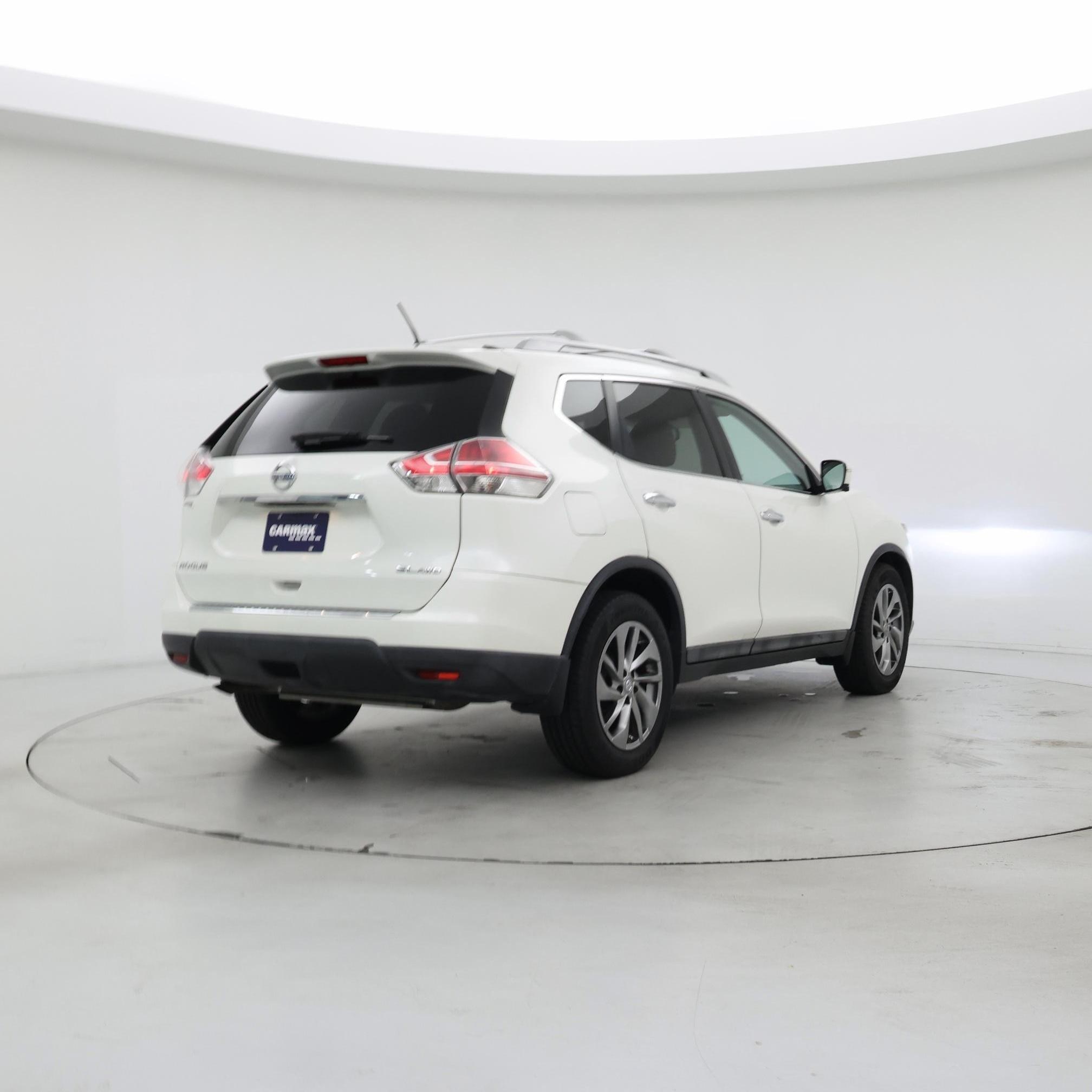 Thumbnail: 2015 Nissan Rogue - 8