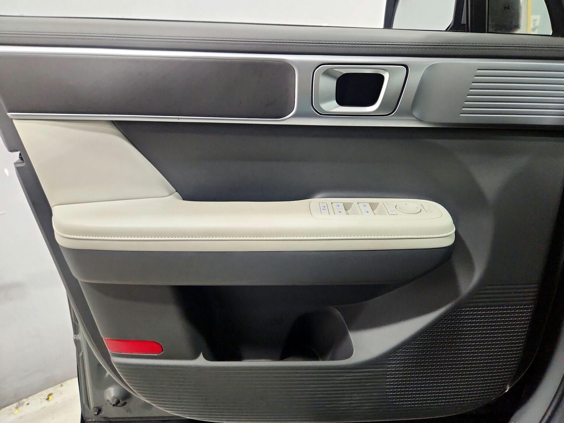 Thumbnail: 2024 Hyundai Santa Fe - 12