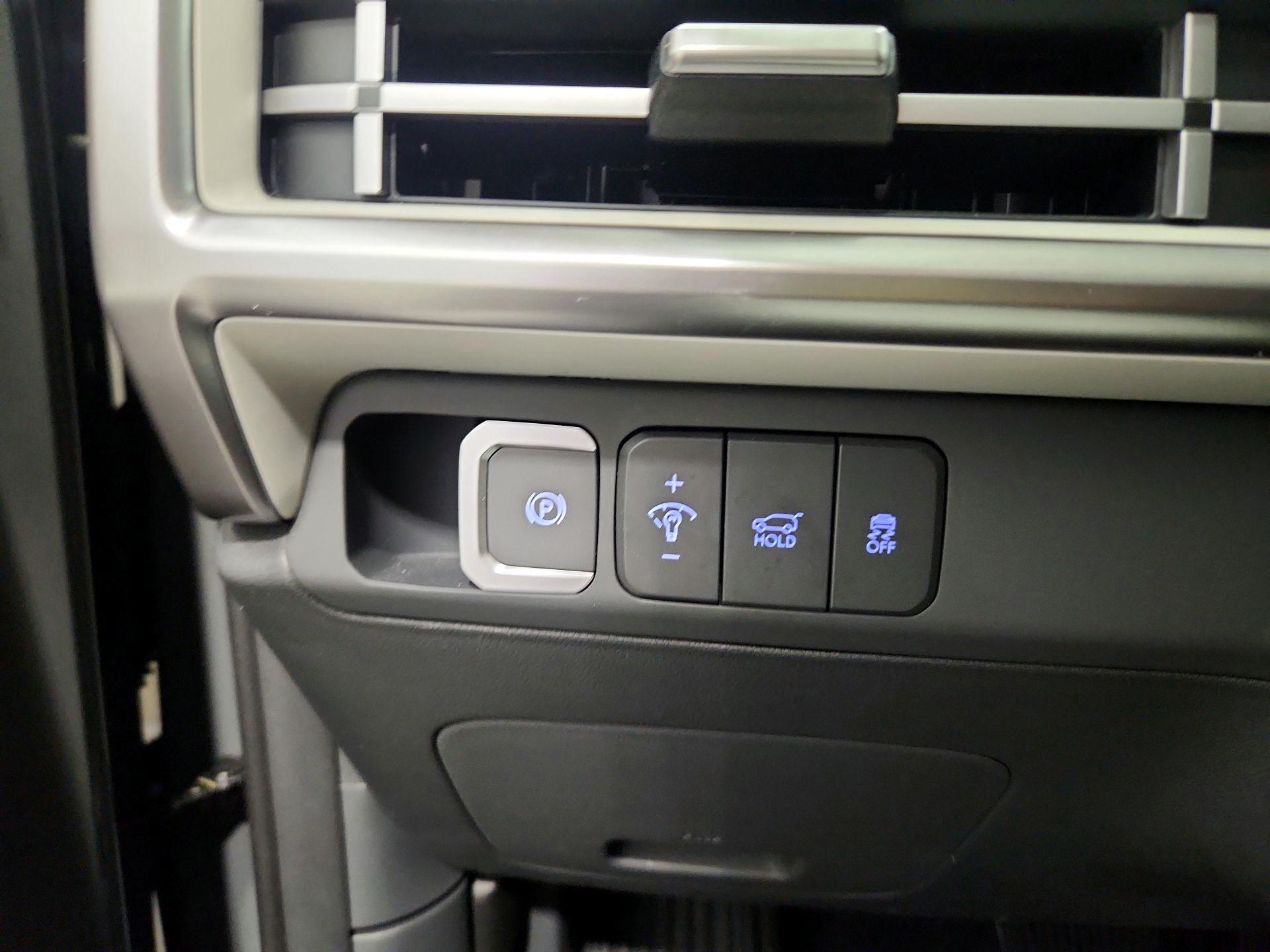 Thumbnail: 2024 Hyundai Santa Fe - 13