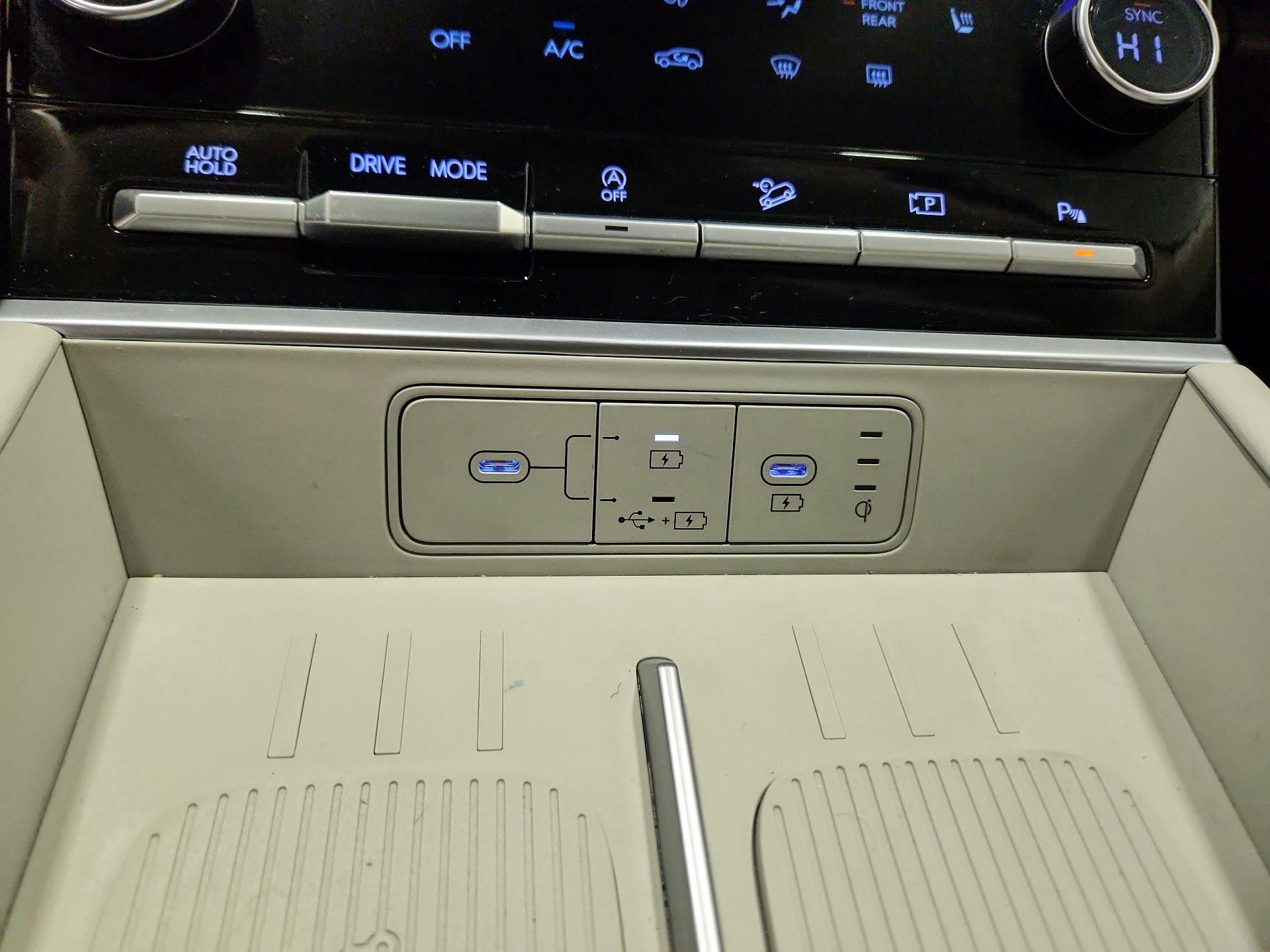 Thumbnail: 2024 Hyundai Santa Fe - 17