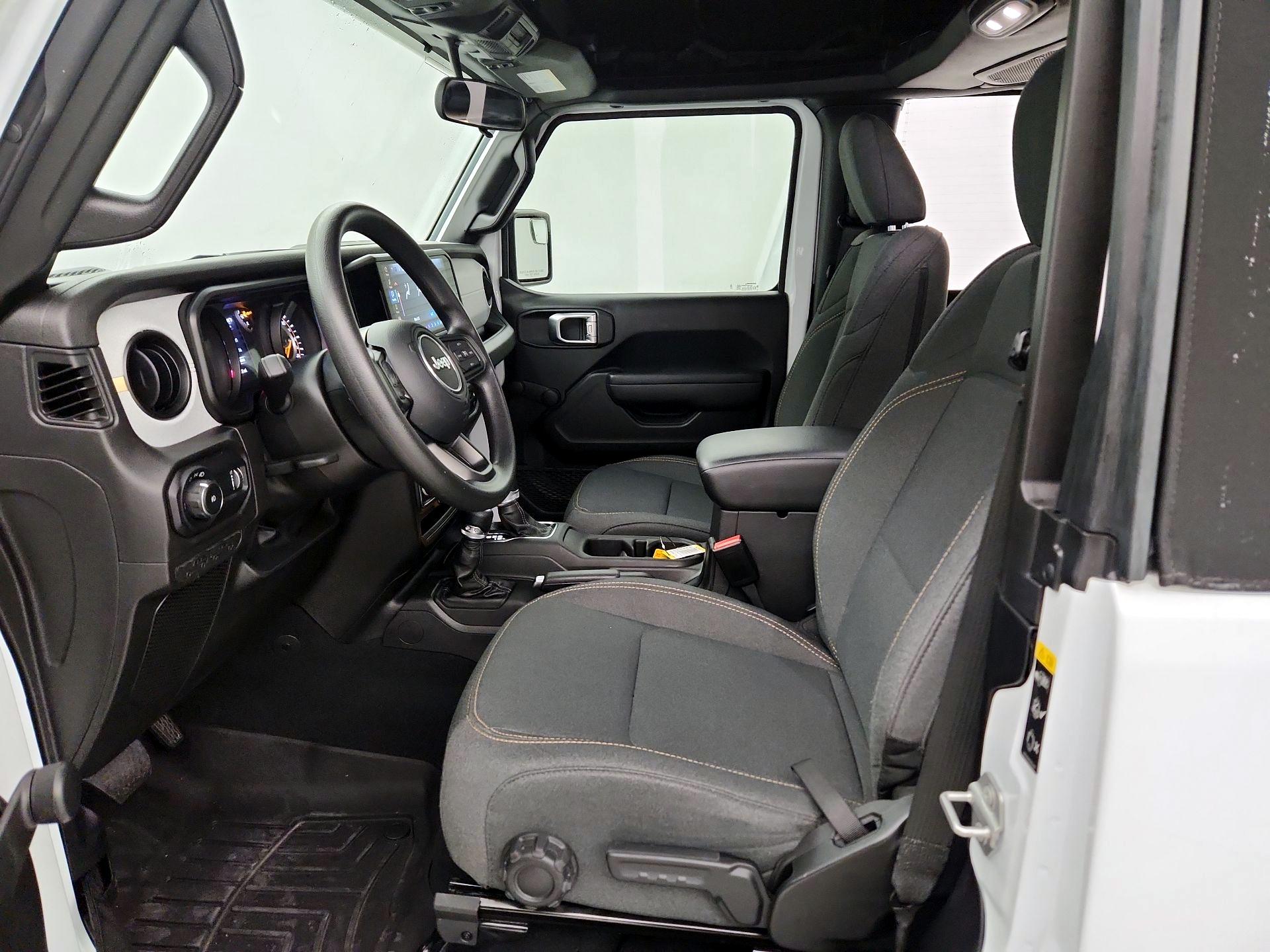 Thumbnail: 2024 Jeep Wrangler - 11